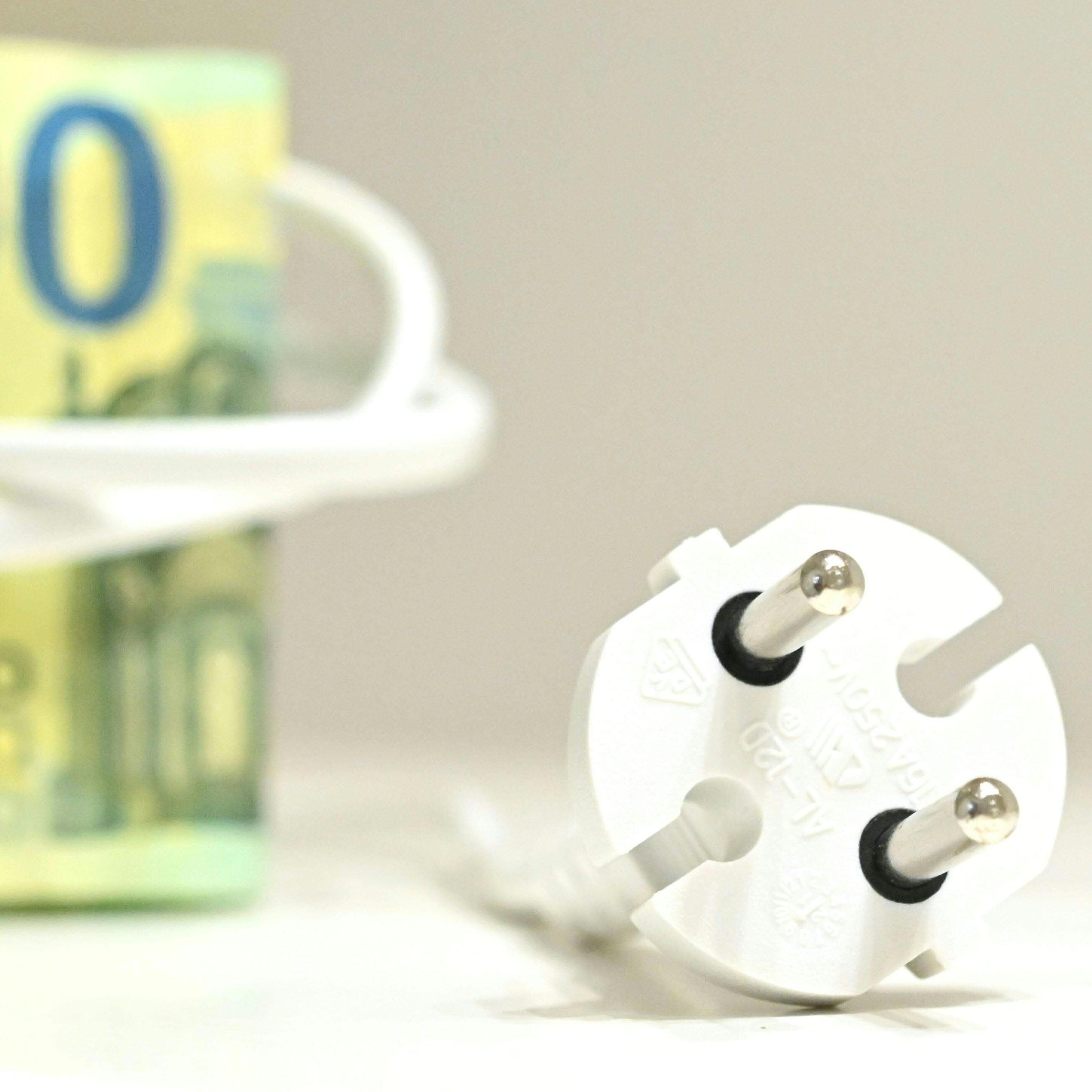 Die Tiwag entscheidet bis Ende März über einen neuen Strompreis.