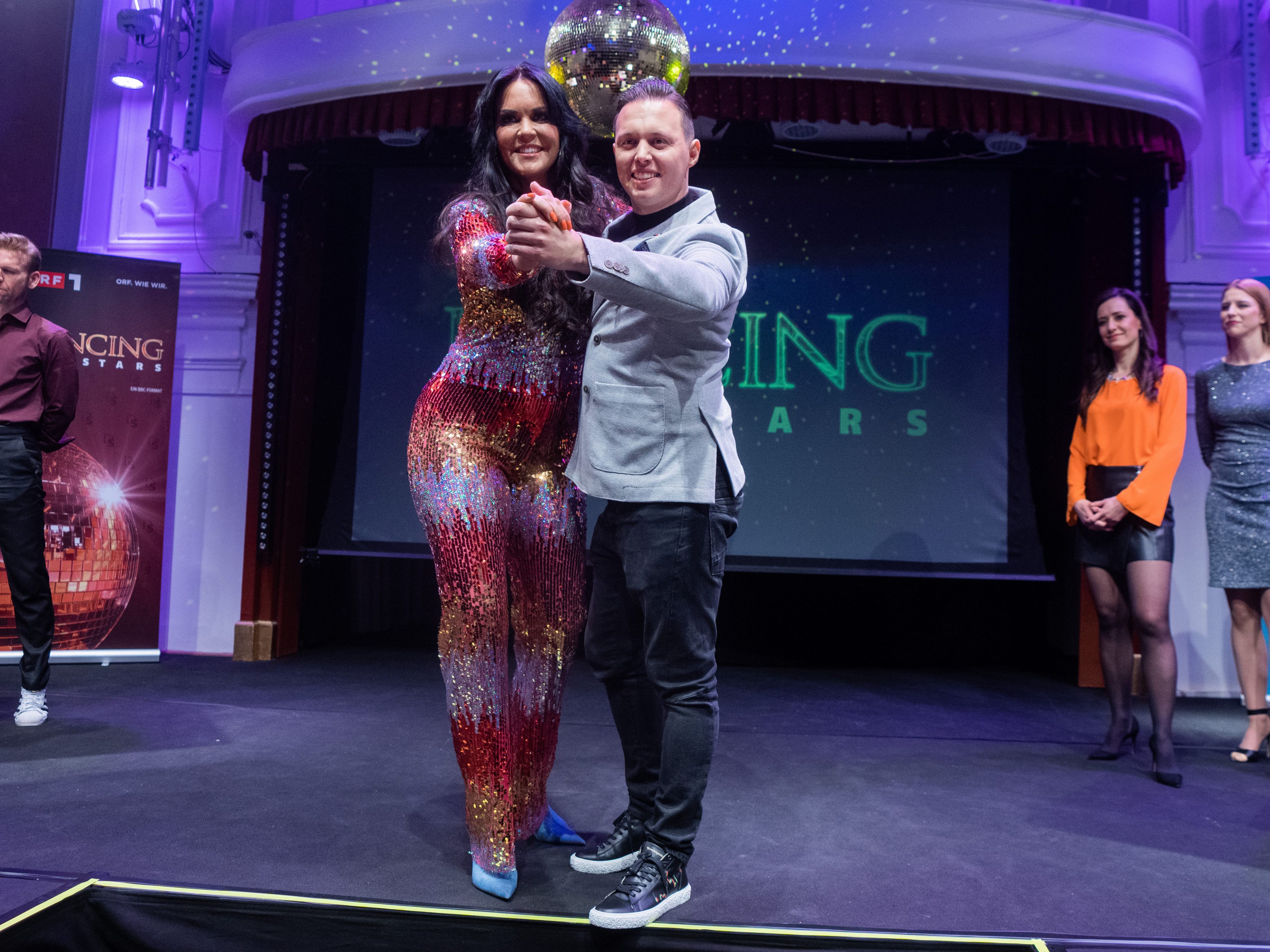 Reuter beim ORF Kick-Off-Events "Dancing Stars - Präsentation der Tanzpaare" im letzten Monat. Reuter beim ORF Kick-Off-Events "Dancing Stars - Präsentation der Tanzpaare" im letzten Monat.