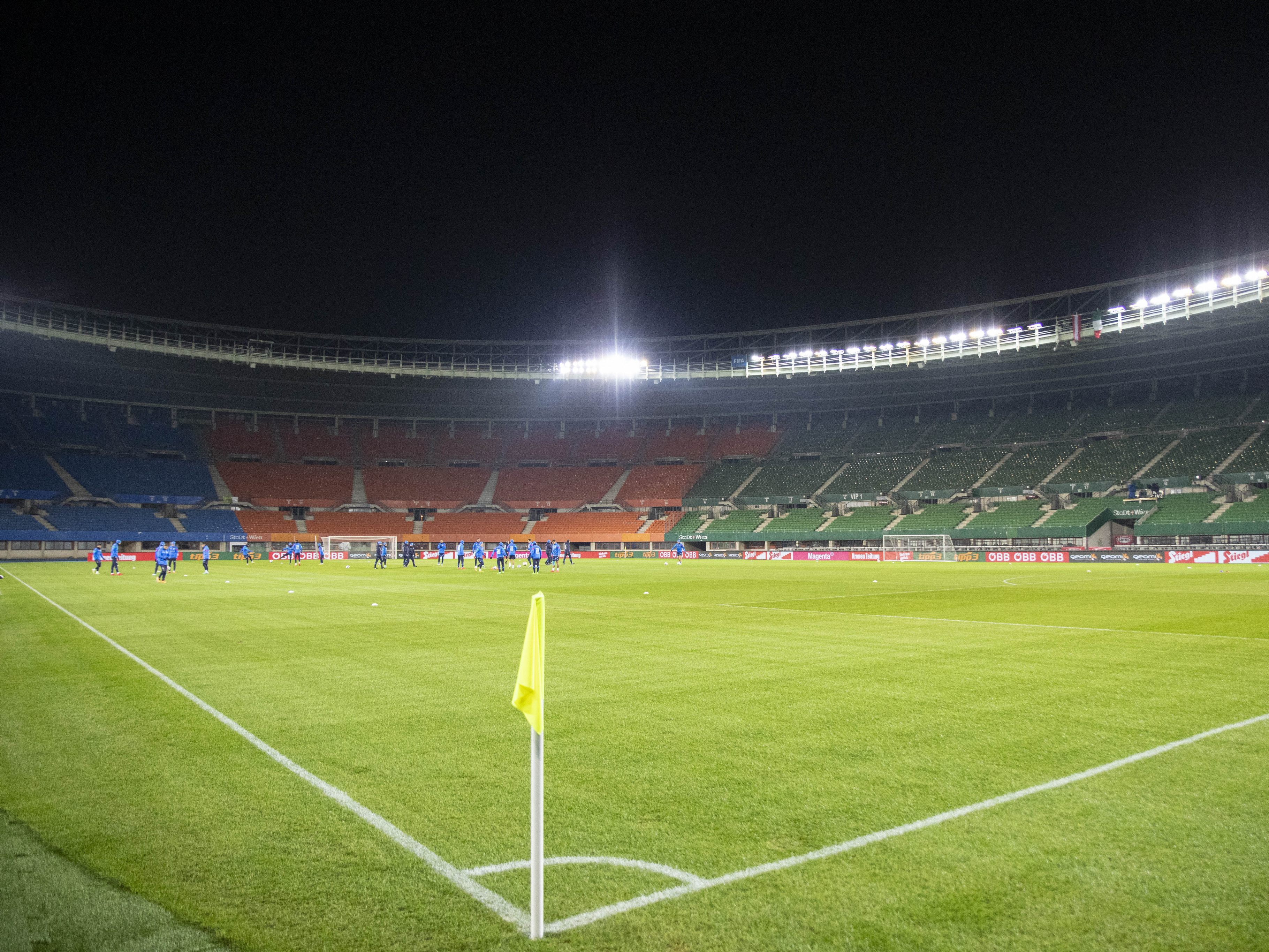 ÖFB-Teamchef Ralf Rangnick vermisst im weitläufigen Happel-Oval Heimspielatmosphäre. ÖFB-Teamchef Ralf Rangnick vermisst im weitläufigen Happel-Oval Heimspielatmosphäre.