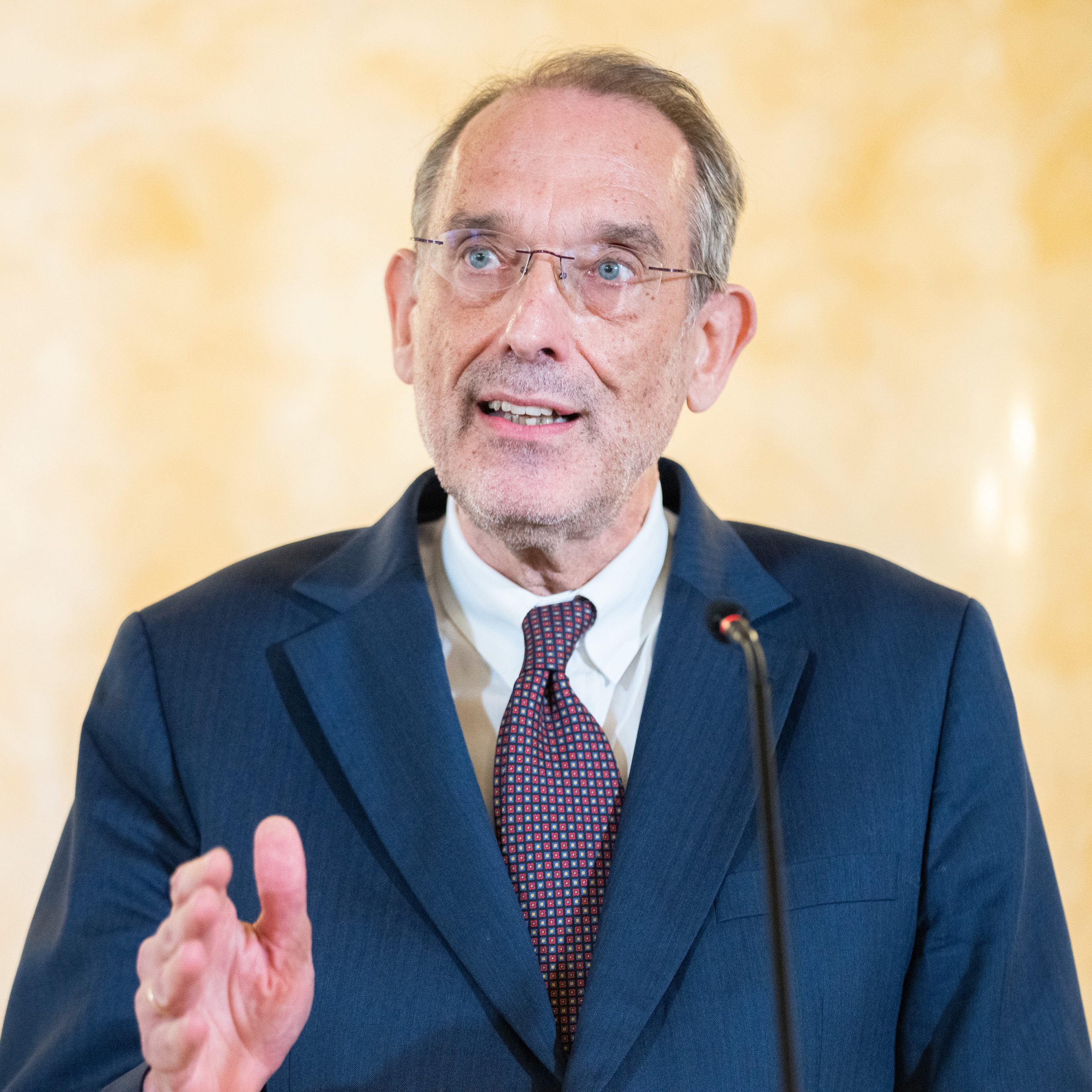 Ex-Minister Faßmann kritisiert Impf-Werbeverbot scharf.