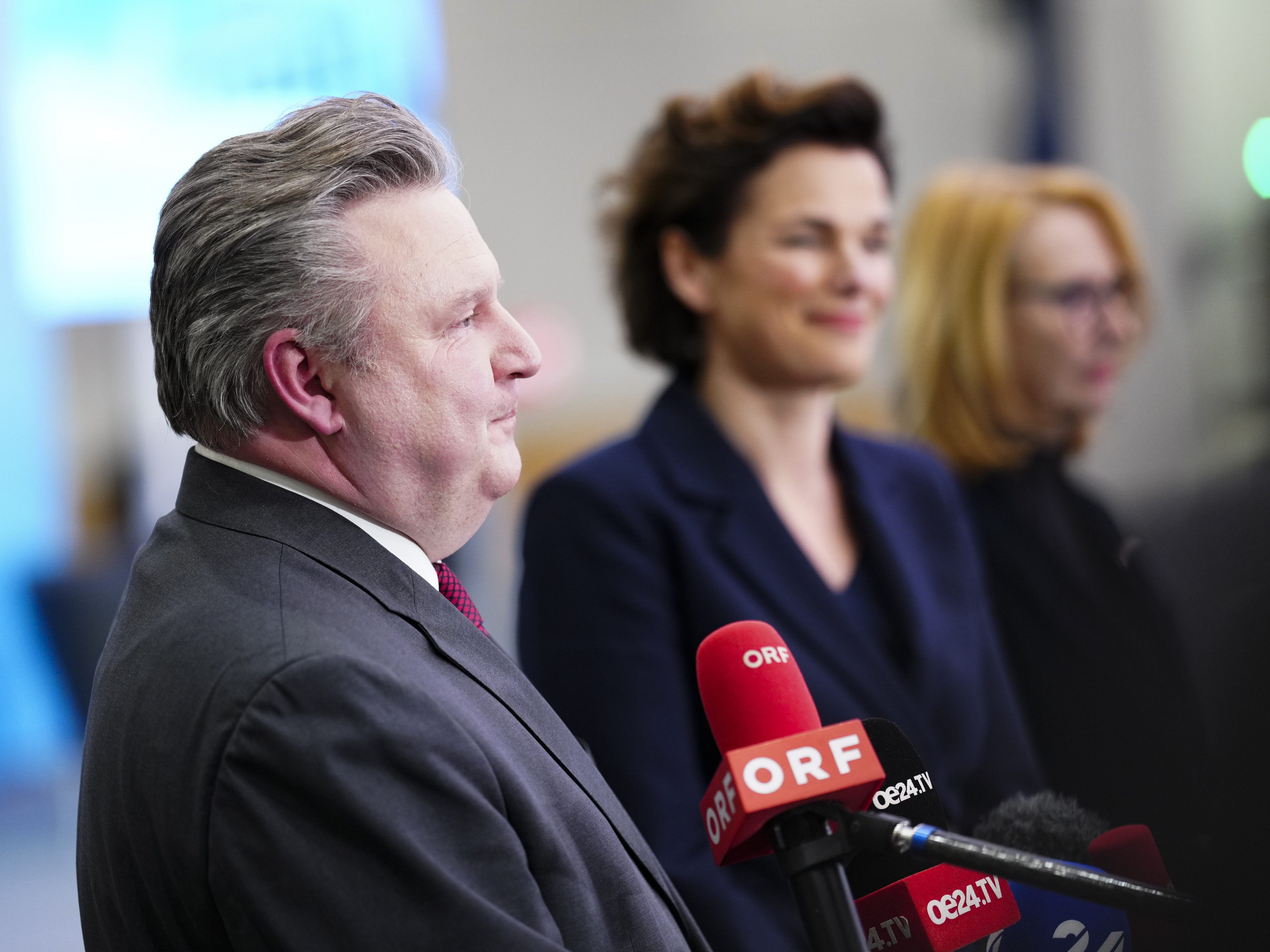 Unterstützung für die SPÖ-Chefin kam erneut vom Wiener Parteichef Michael Ludwig. Unterstützung für die SPÖ-Chefin kam erneut vom Wiener Parteichef Michael Ludwig.