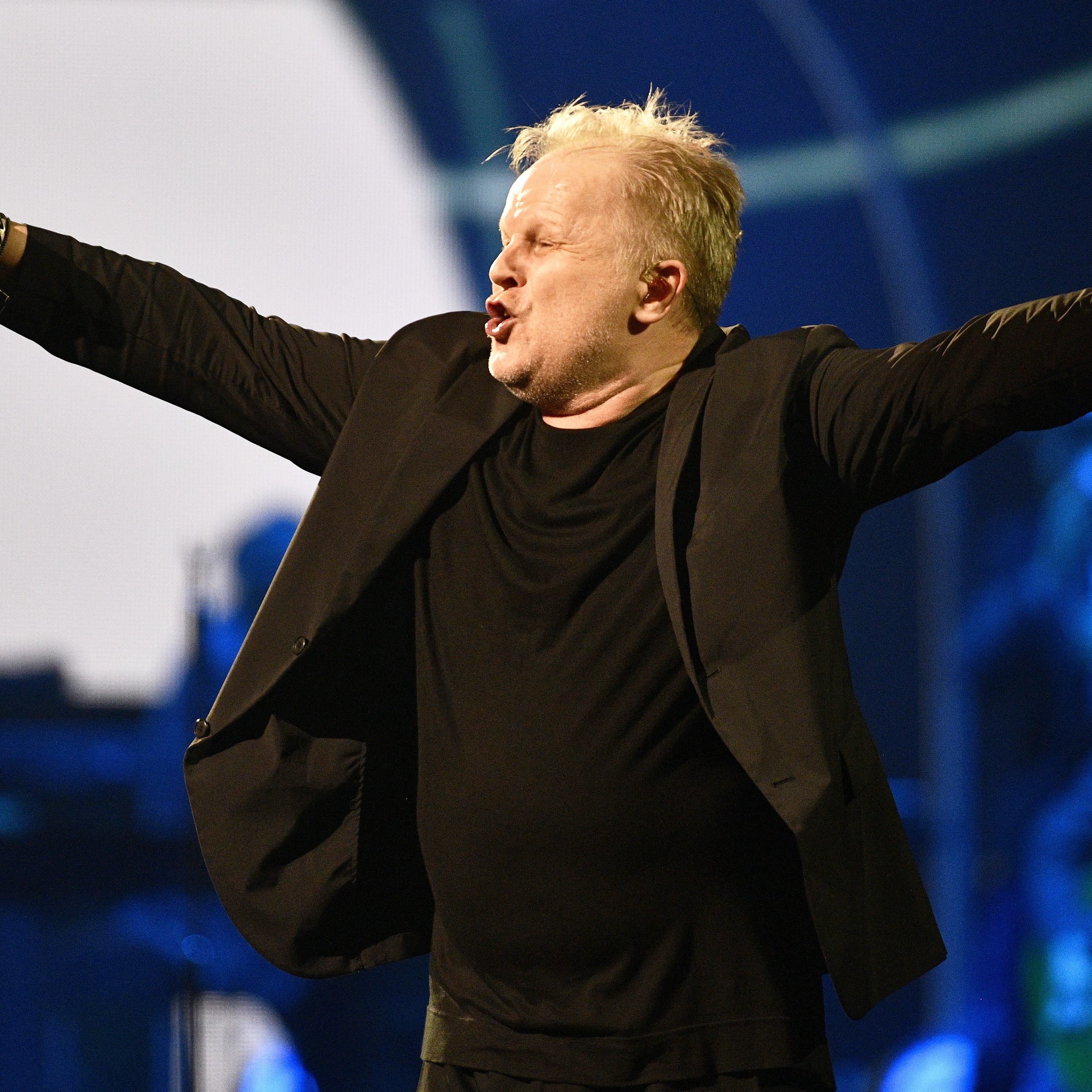 Herbert Grönemeyer dichtete zum Frauentag den Text seines Hits "Männer" um.