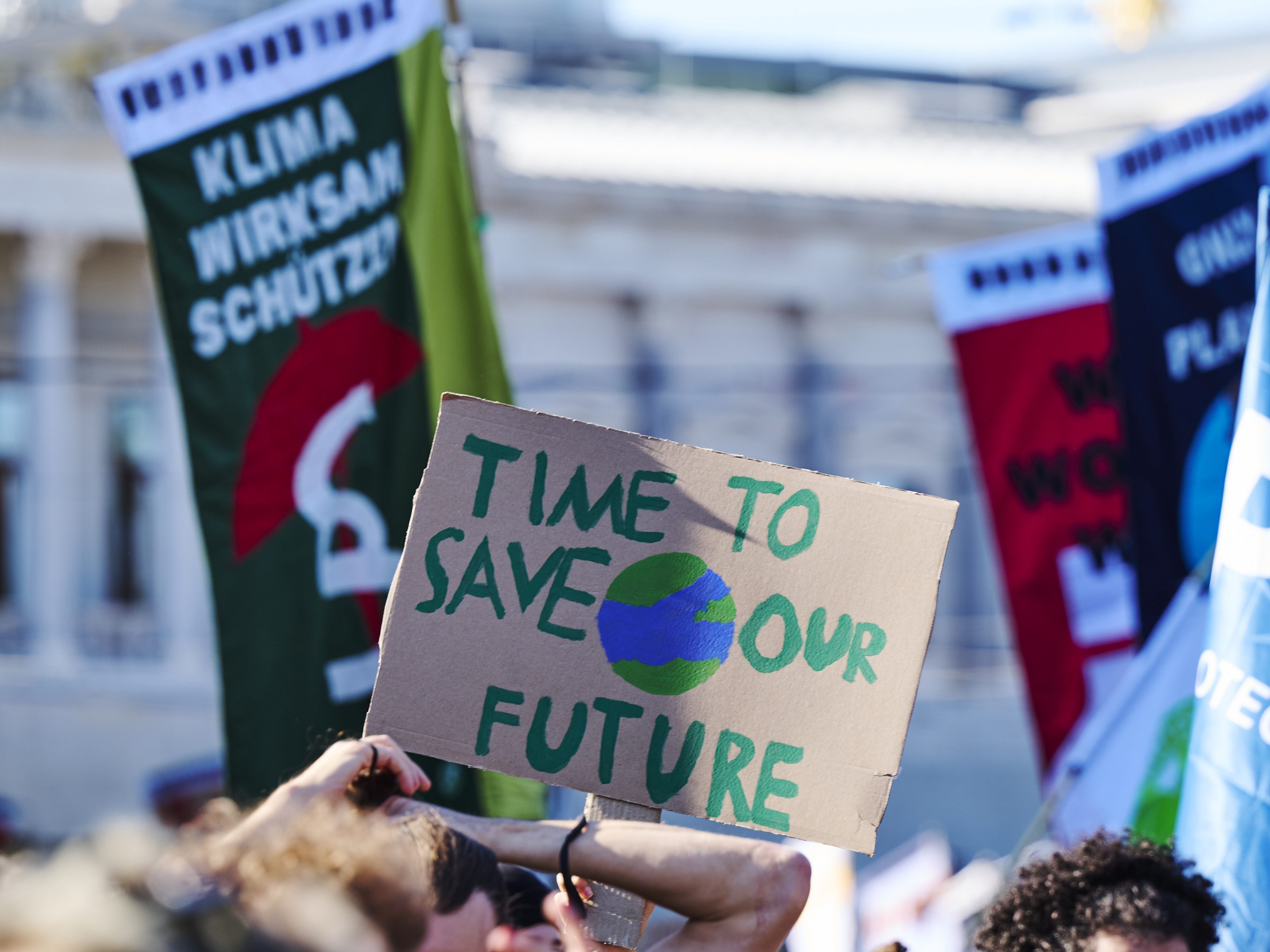 Durch den Weltweiten Klimastreik kommt es in Wien zu Staus. Durch den Weltweiten Klimastreik kommt es in Wien zu Staus.