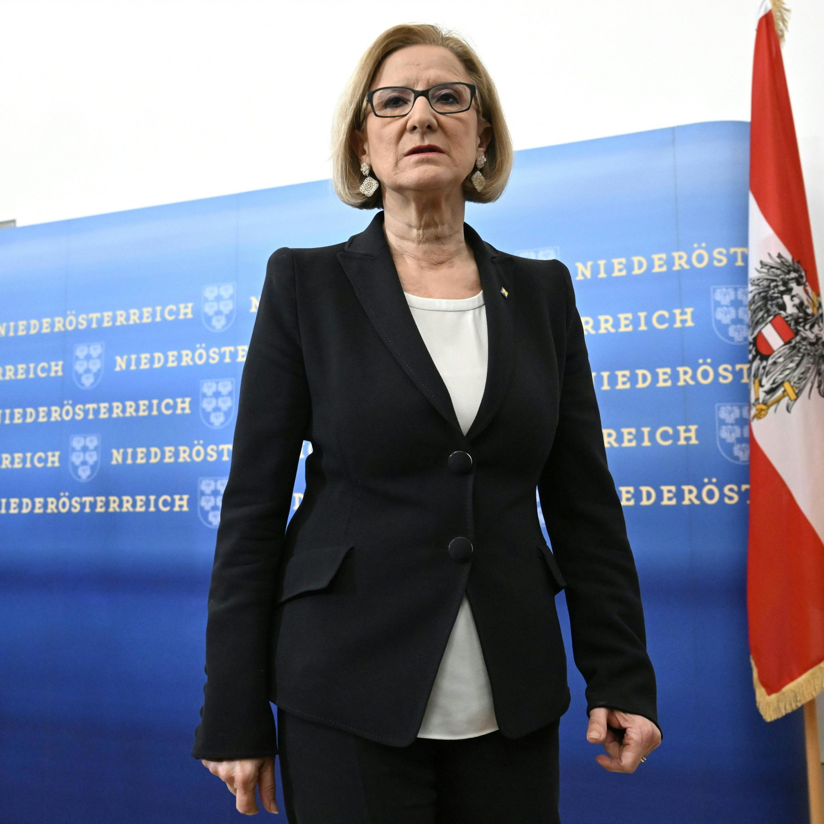 Mikl-Leitner will nun die FPÖ zu Verhandlungen über ein Arbeitsübereinkommen einladen.