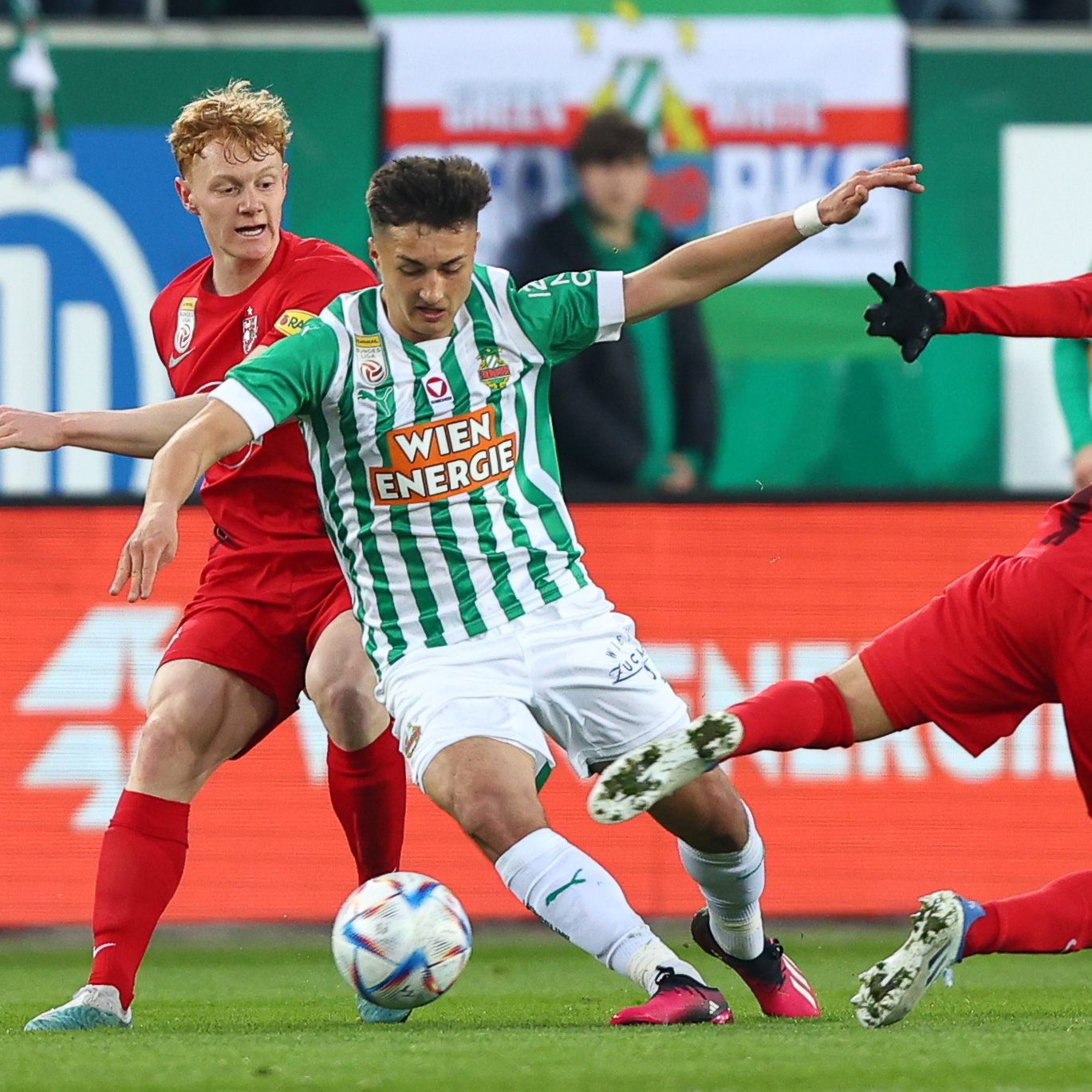 Rapid kassierte gegen Salzburg eine 2:4-Heimniederlage.