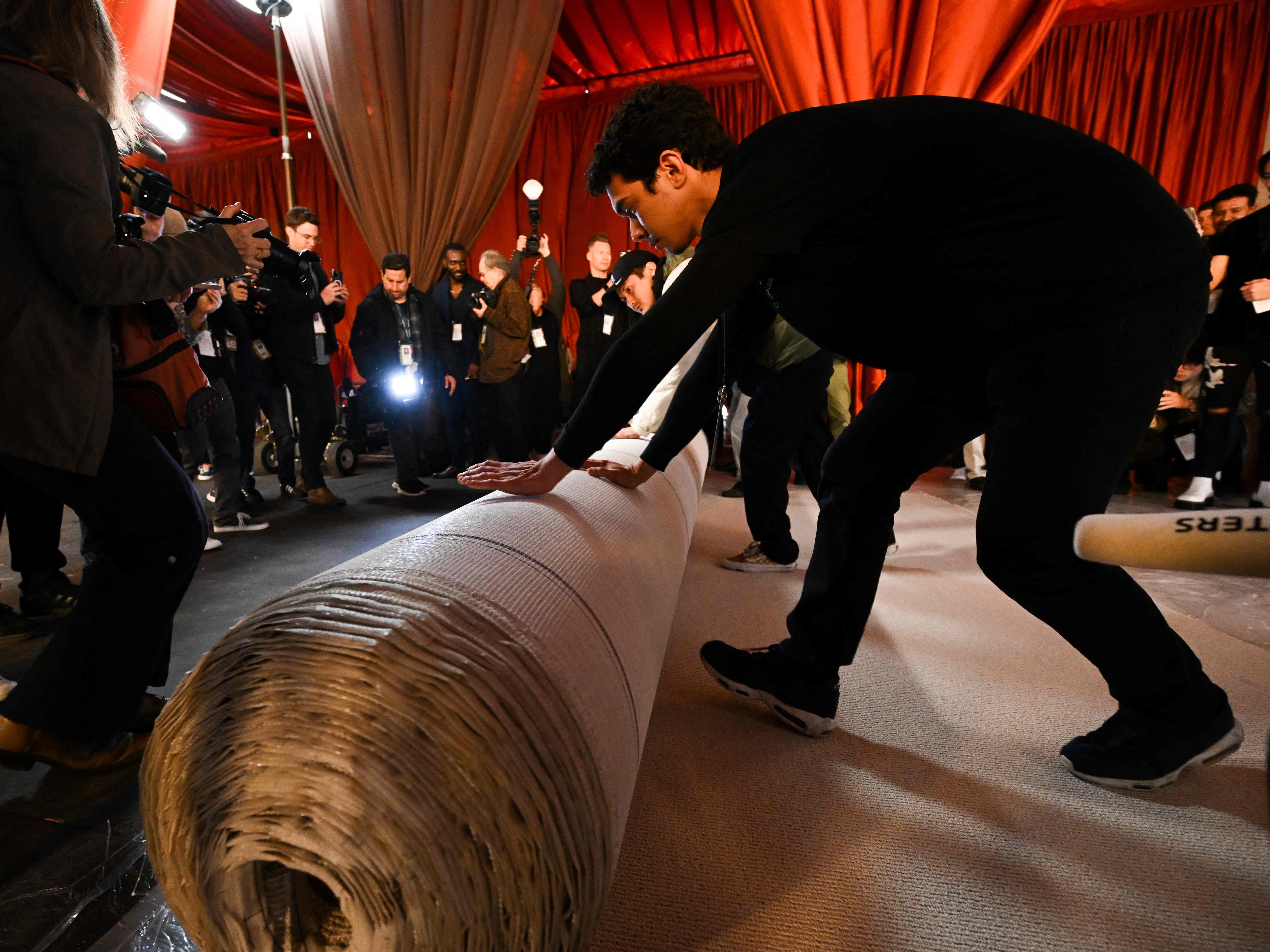 Huch! Der Teppich für die Oscar-Gala am Sonntag ist nicht rot, sondern in der Farbe "Champagner" gehalten.