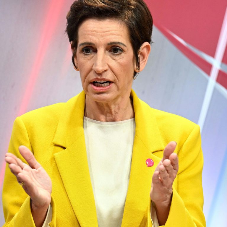 Helga Krismer und Indra Collini orte nach der NÖ-Wahl ein "unwürdiges Schauspiel".