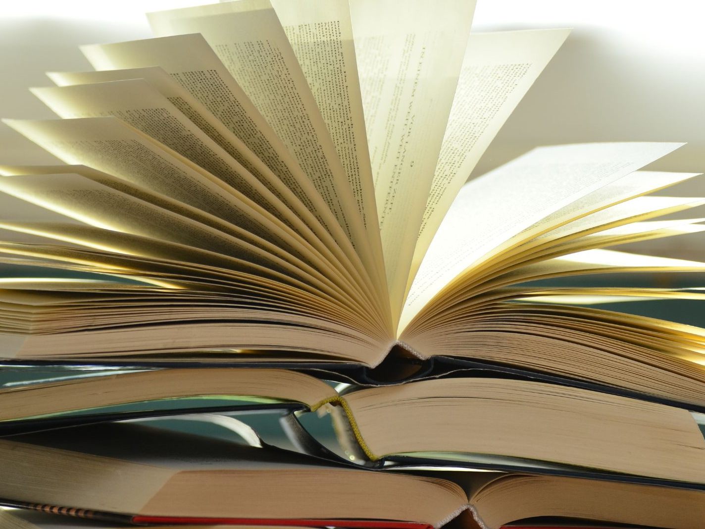 Vomo 30. bis 31. März findet in der Wiener Innenstadt das Literaturfestival Wortspiele statt. Vomo 30. bis 31. März findet in der Wiener Innenstadt das Literaturfestival Wortspiele statt.