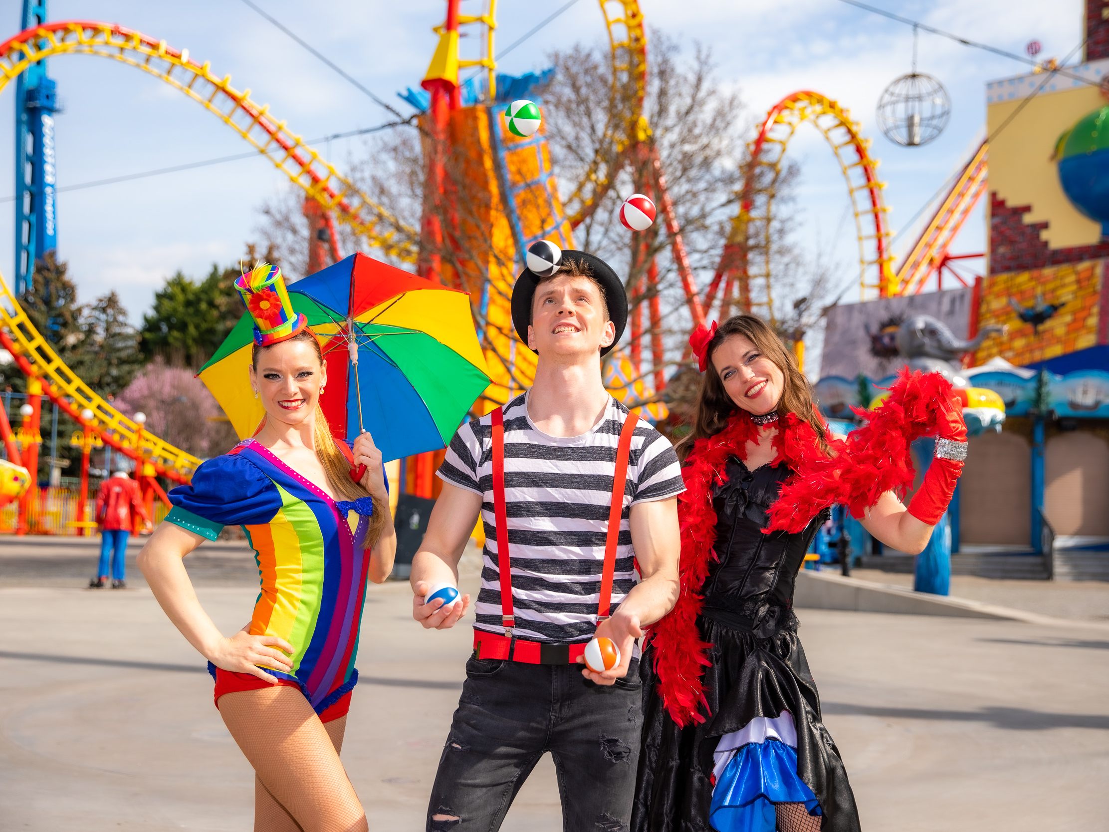 Der "Circus im Prater" bietet eine nostalgische Zirkuswelt für die ganze Familie. Der "Circus im Prater" bietet eine nostalgische Zirkuswelt für die ganze Familie.