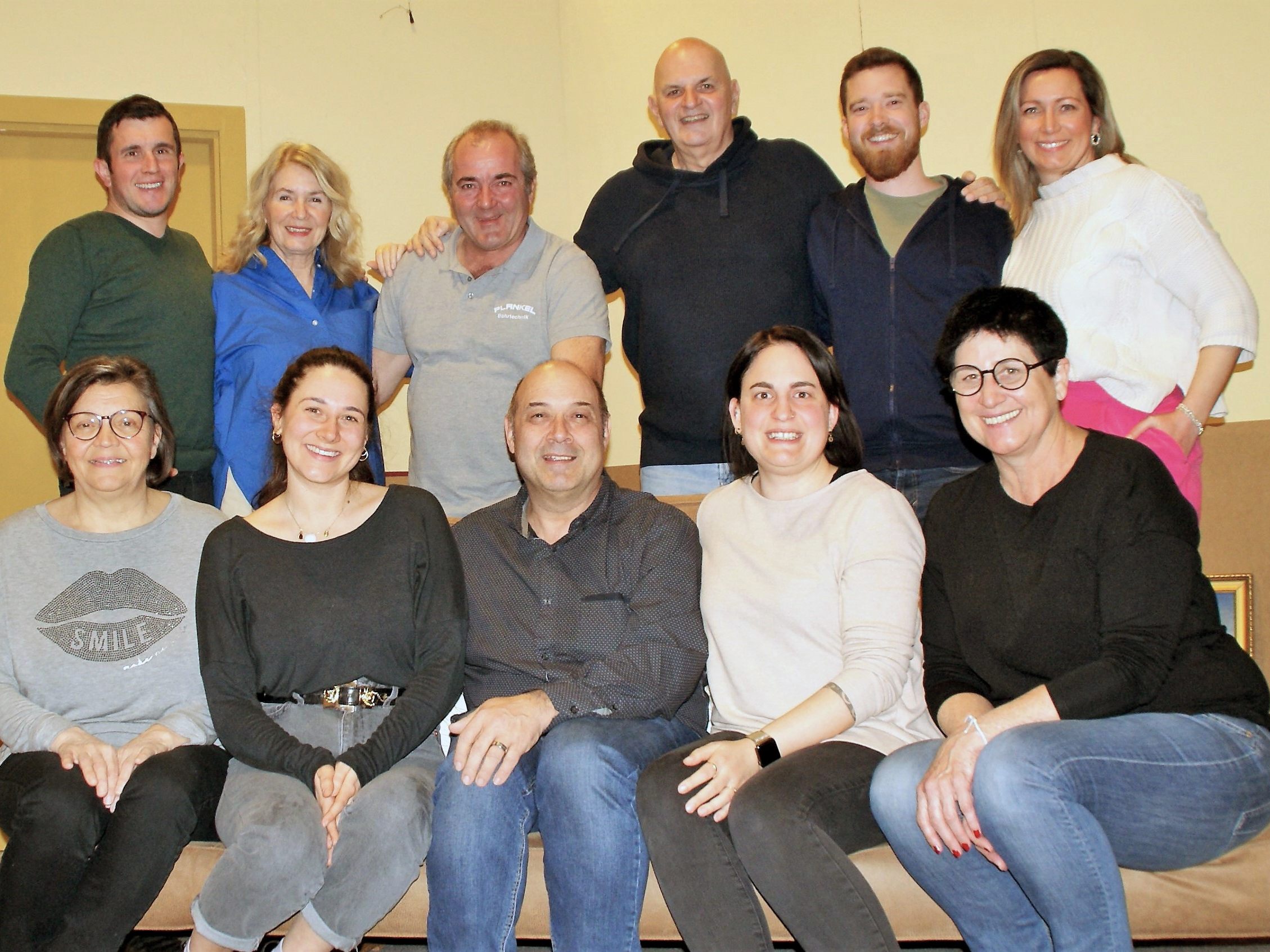Das 11-köpfige Team haucht der Theaterkultur in Buch wieder ordentlich Leben ein. Das 11-köpfige Team haucht der Theaterkultur in Buch wieder ordentlich Leben ein.