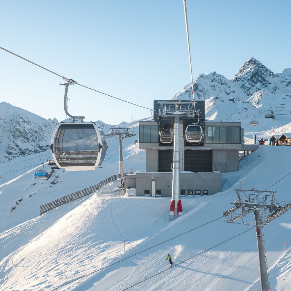 Teams des Seilbahnherstellers sind auf der ganzen Welt tätig und arbeiten an Projekten, die vieles bewegen – in Dimensionen, die viele Jahrzehnte lang für Staunen sorgen.