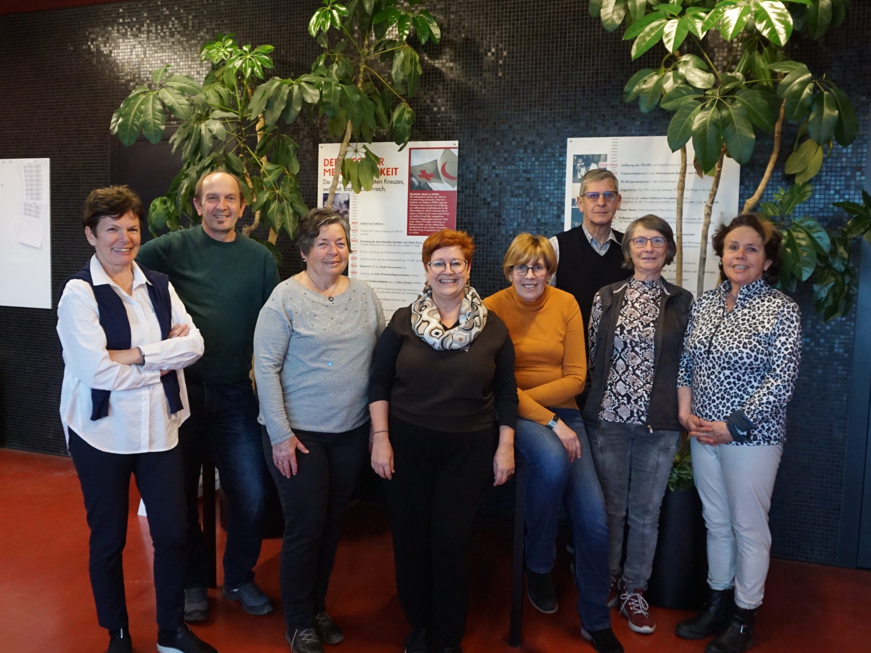 Die Koordinatorin Doris Schütz und ihr Team freuen sich auf zahlreiche Reisegäste.
