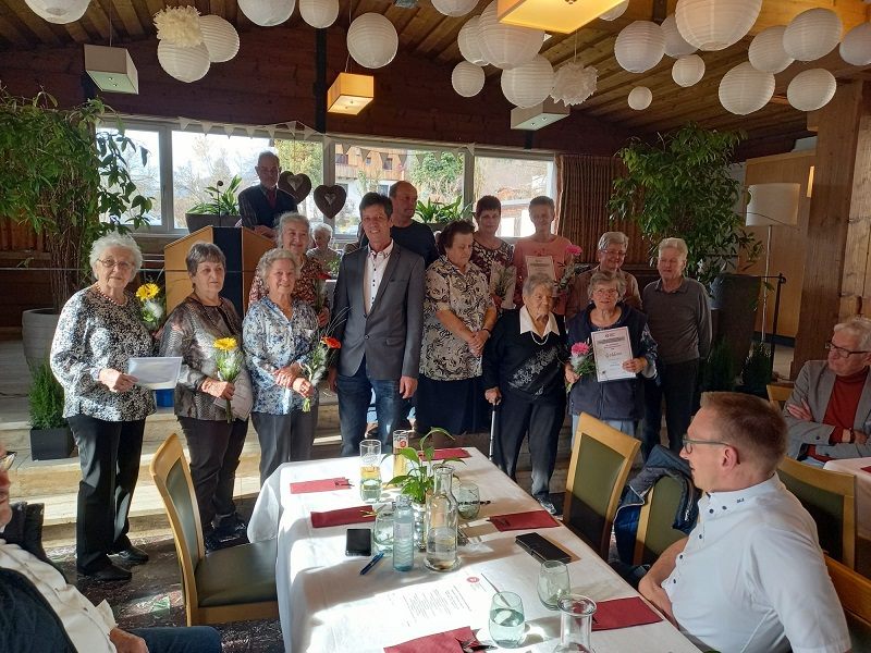 PVÖ Vandans ehrte Jubilare bei der Hauptversammlung