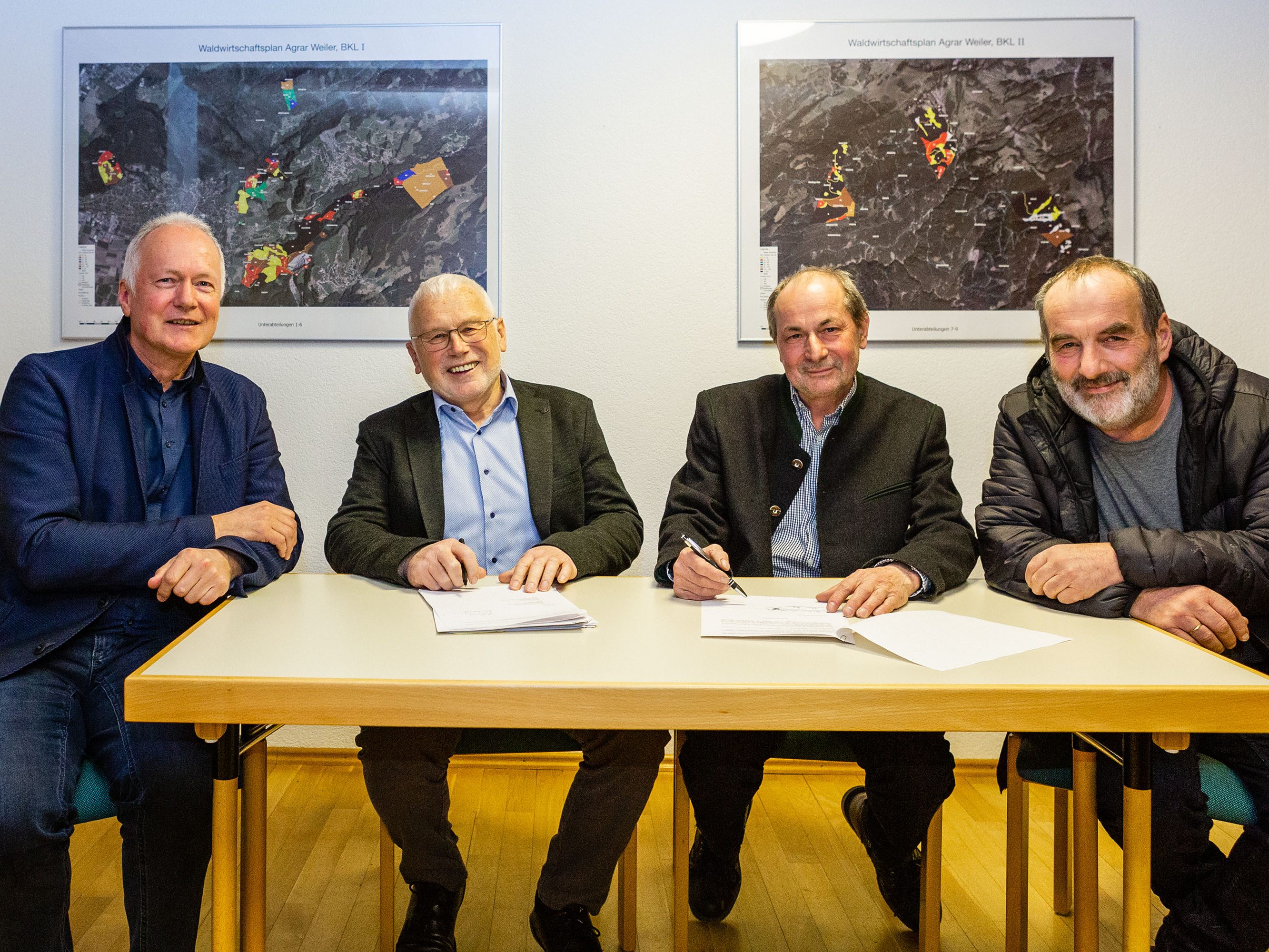 Hans-Peter Ludescher (Aufsichtsratsvorsitzender), Bürgermeister Dietmar Summer, Agrarobmann Friedrich Morscher und Norbert Längle (Vorstandsmitglied)