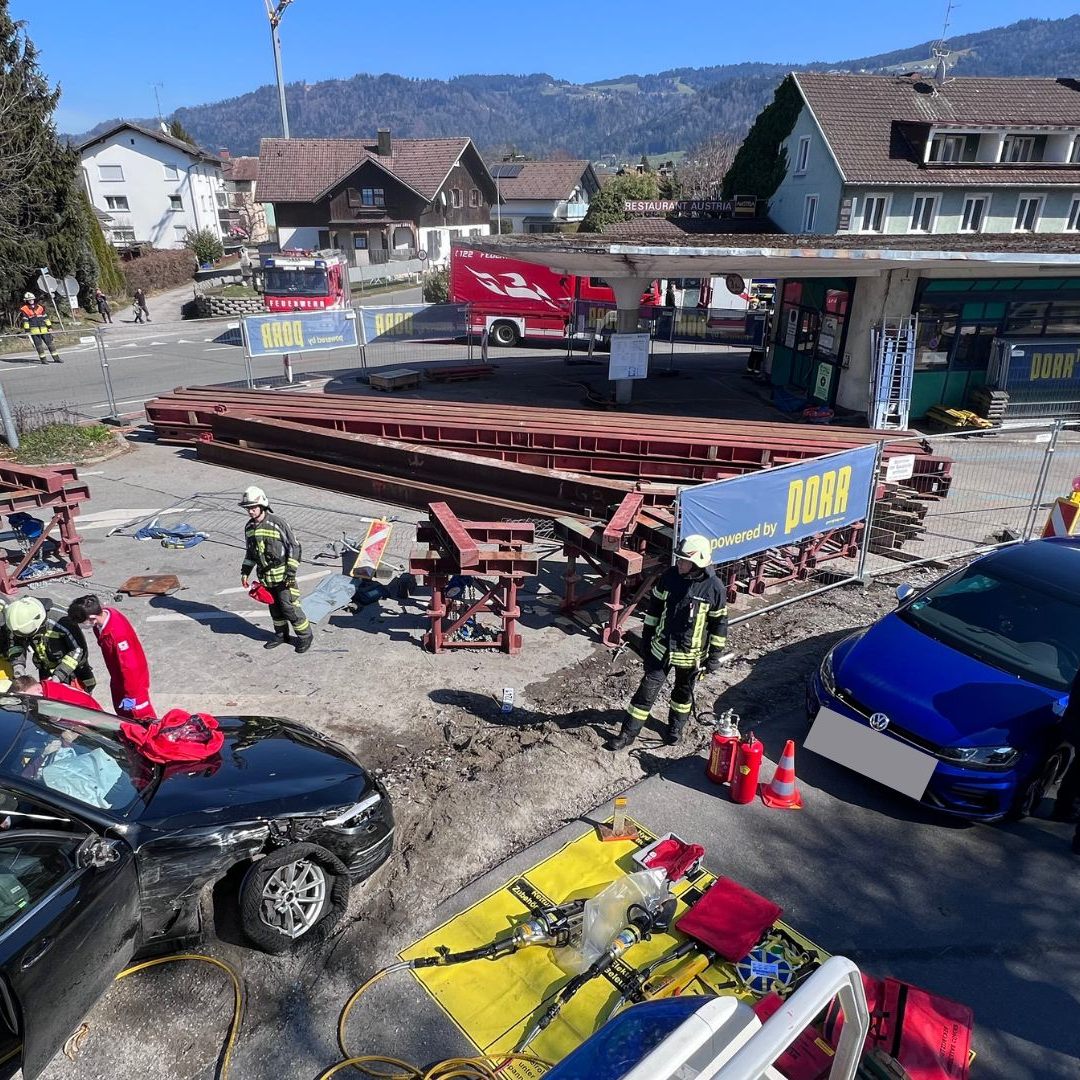 Drei Fahrzeuge beteiligt