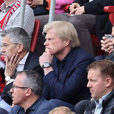 Angespannte Bayern-Mienen: Präsident Hainer, Kahn und Salihamidzic