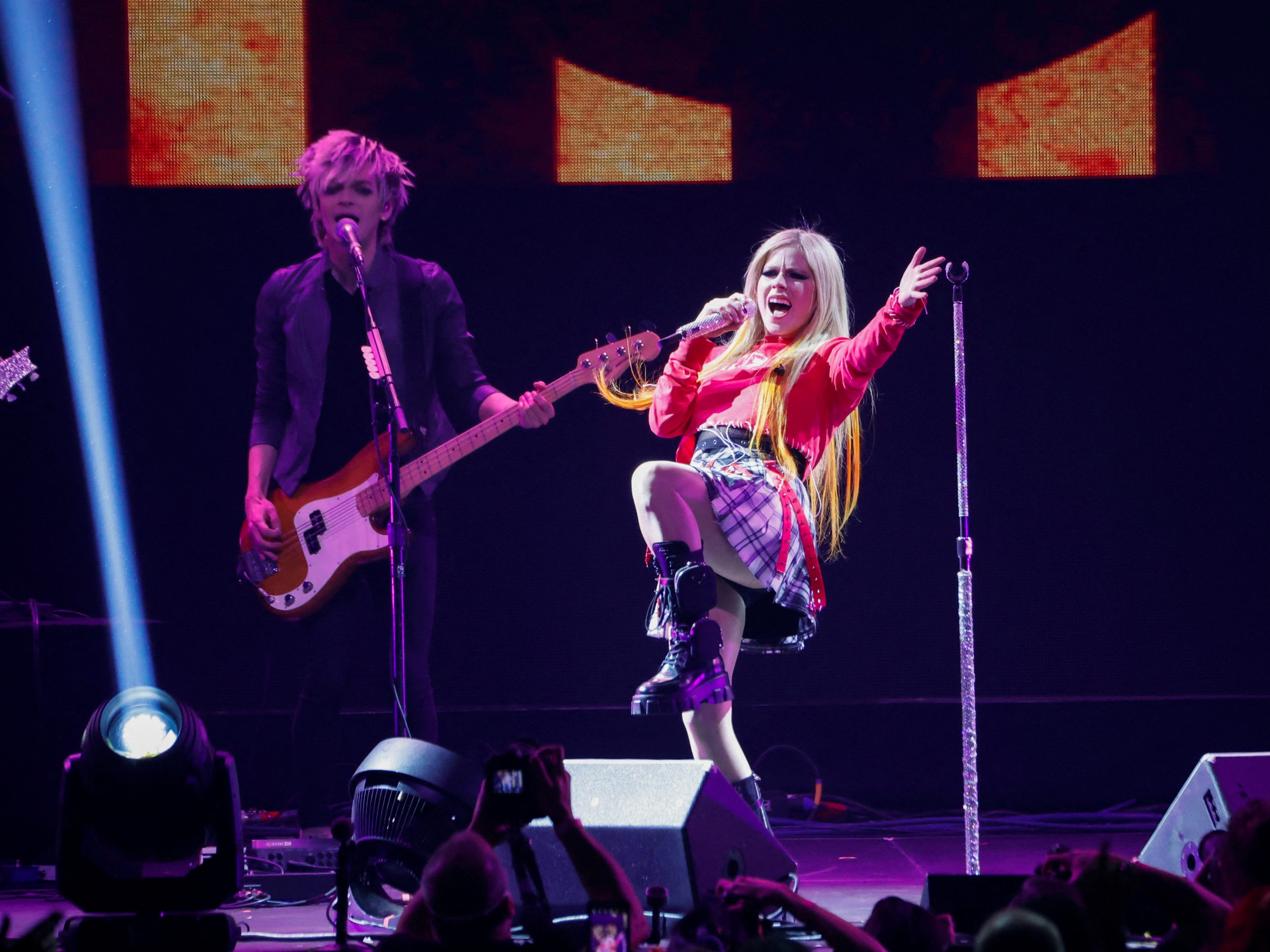 Nach 18 Jahren kehrt Avril Lavigne mit ihrer "Love Sux"-Tour nach Wien zurück.