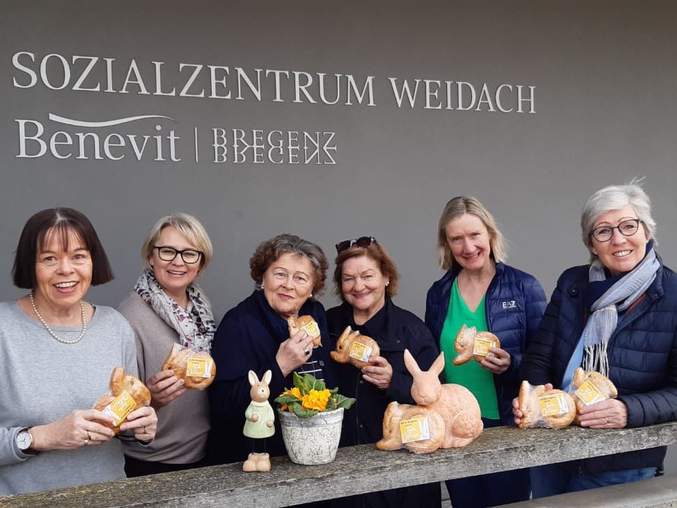 GUTA Vorstandsdamen mit Leiterin Tanja