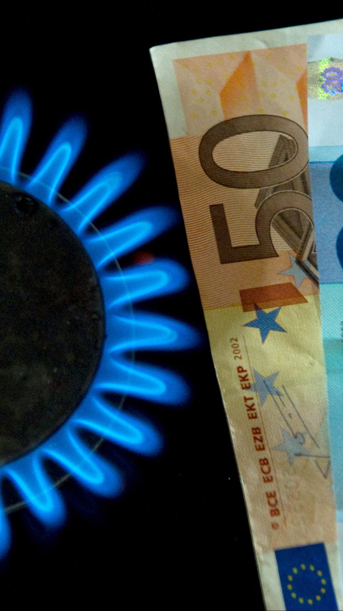 Die Gas-Großhandelspreise gehen im Mai weiter deutlich zurück.