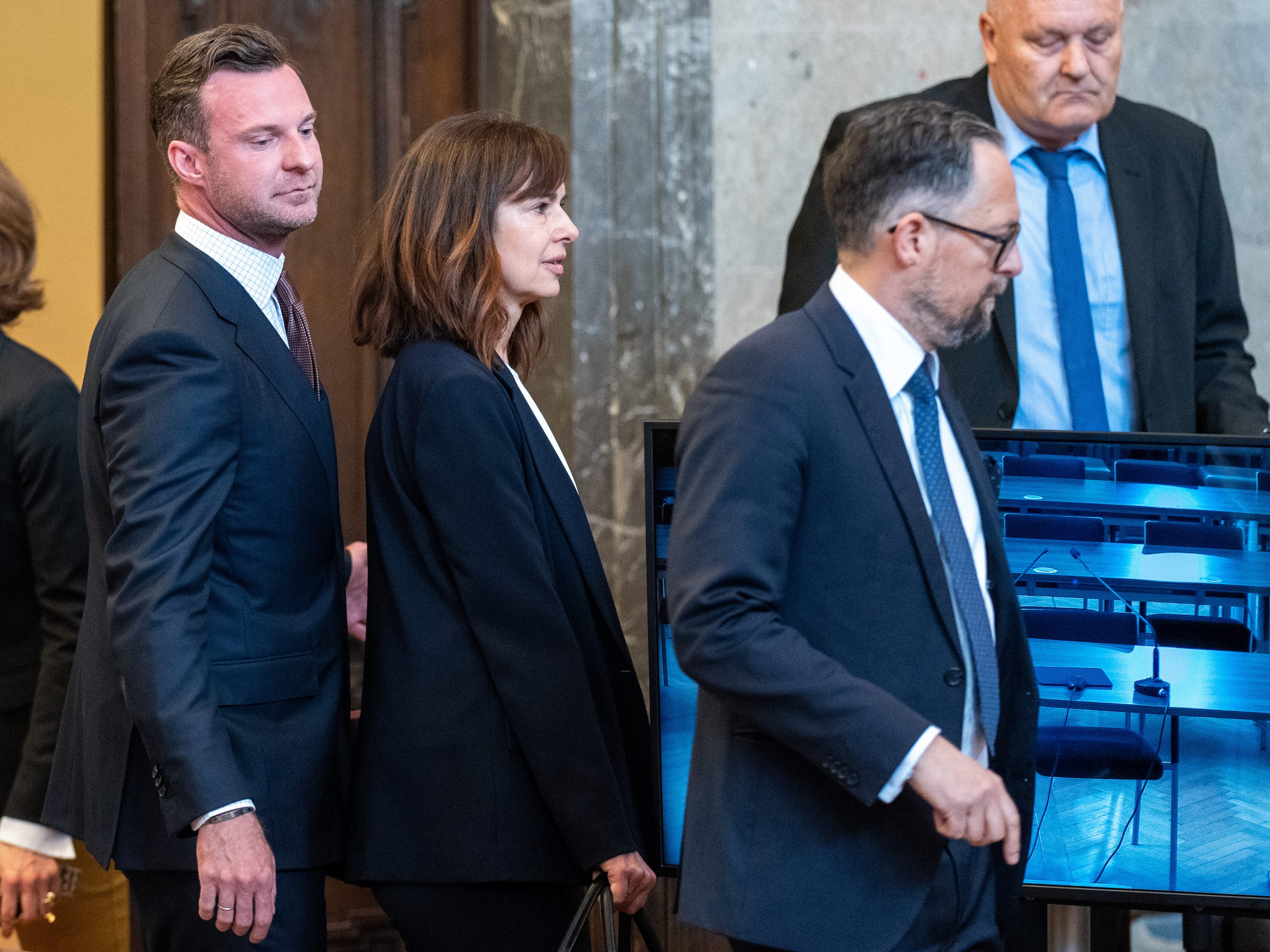 Die ehemalige Familienministerin Sophie Karmasin (ÖVP) bekannte sich im Prozess am Dienstag "nicht schuldig". Die ehemalige Familienministerin Sophie Karmasin (ÖVP) bekannte sich im Prozess am Dienstag "nicht schuldig".