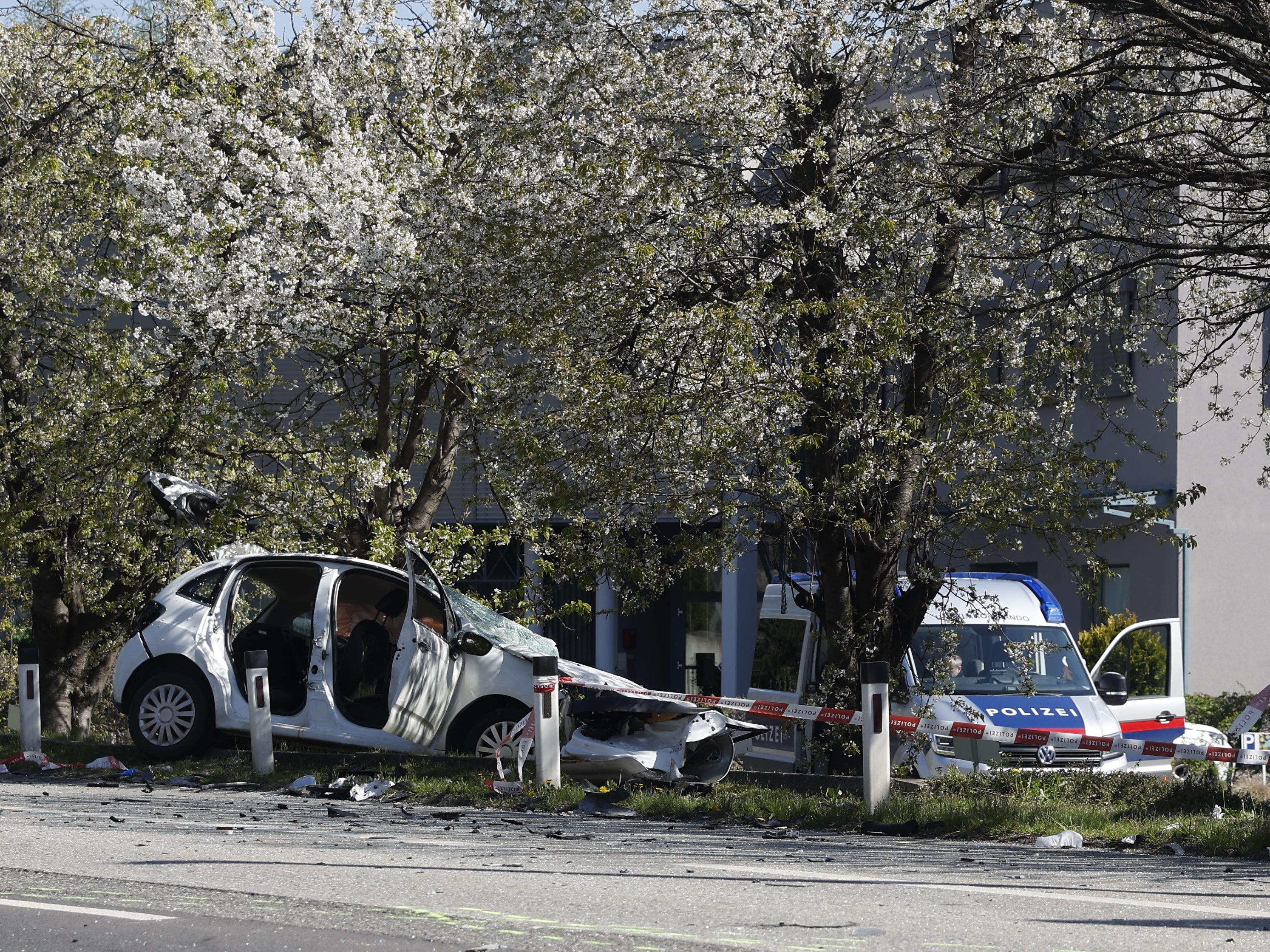 In Graz kam es Samstagfrüh zu einer Bluttat mit einem anschließenden tödlichen Verkehrsunfall. In Graz kam es Samstagfrüh zu einer Bluttat mit einem anschließenden tödlichen Verkehrsunfall.