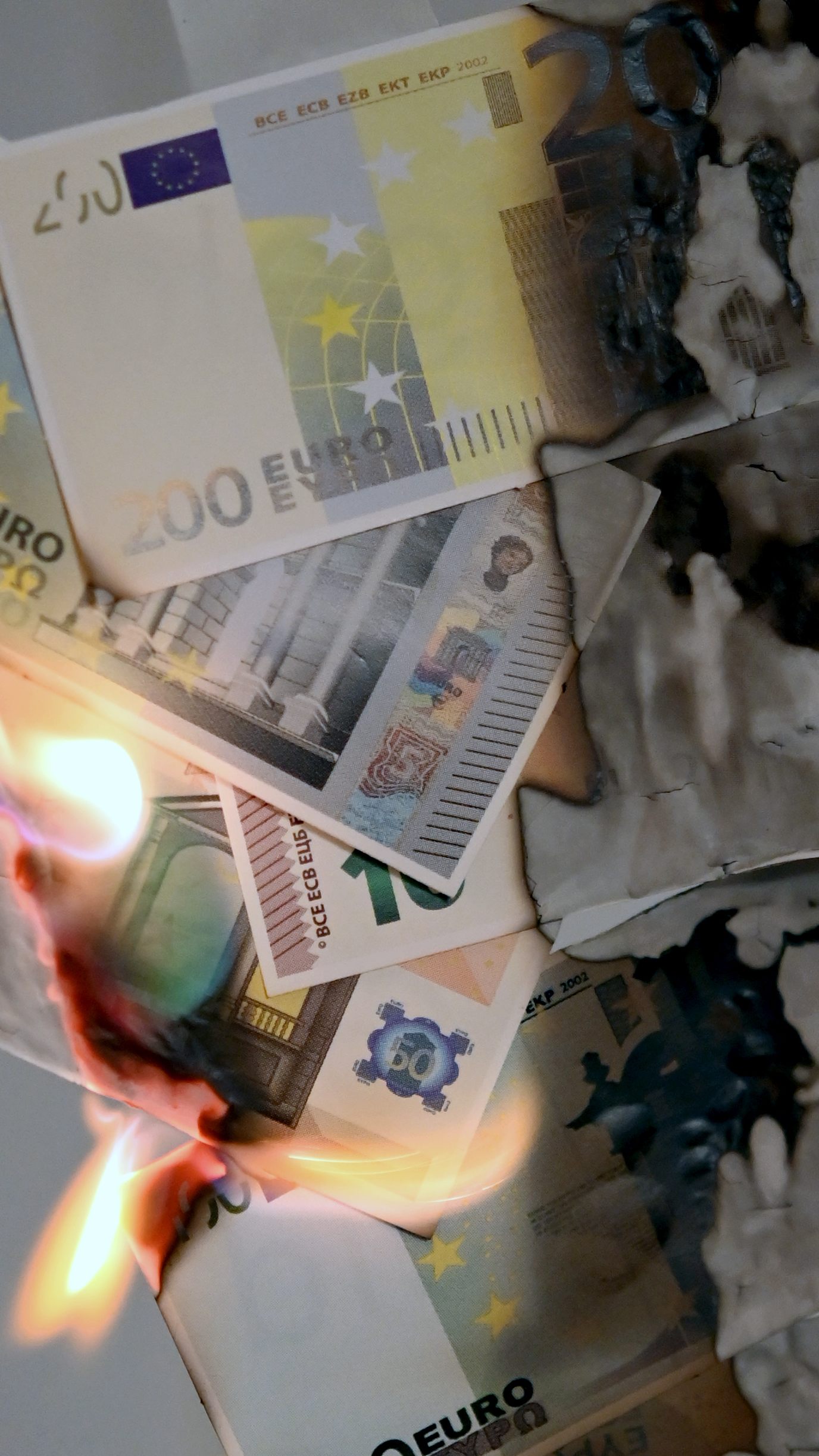 Die Inflation dämpft derzeit die Konsumlaune.