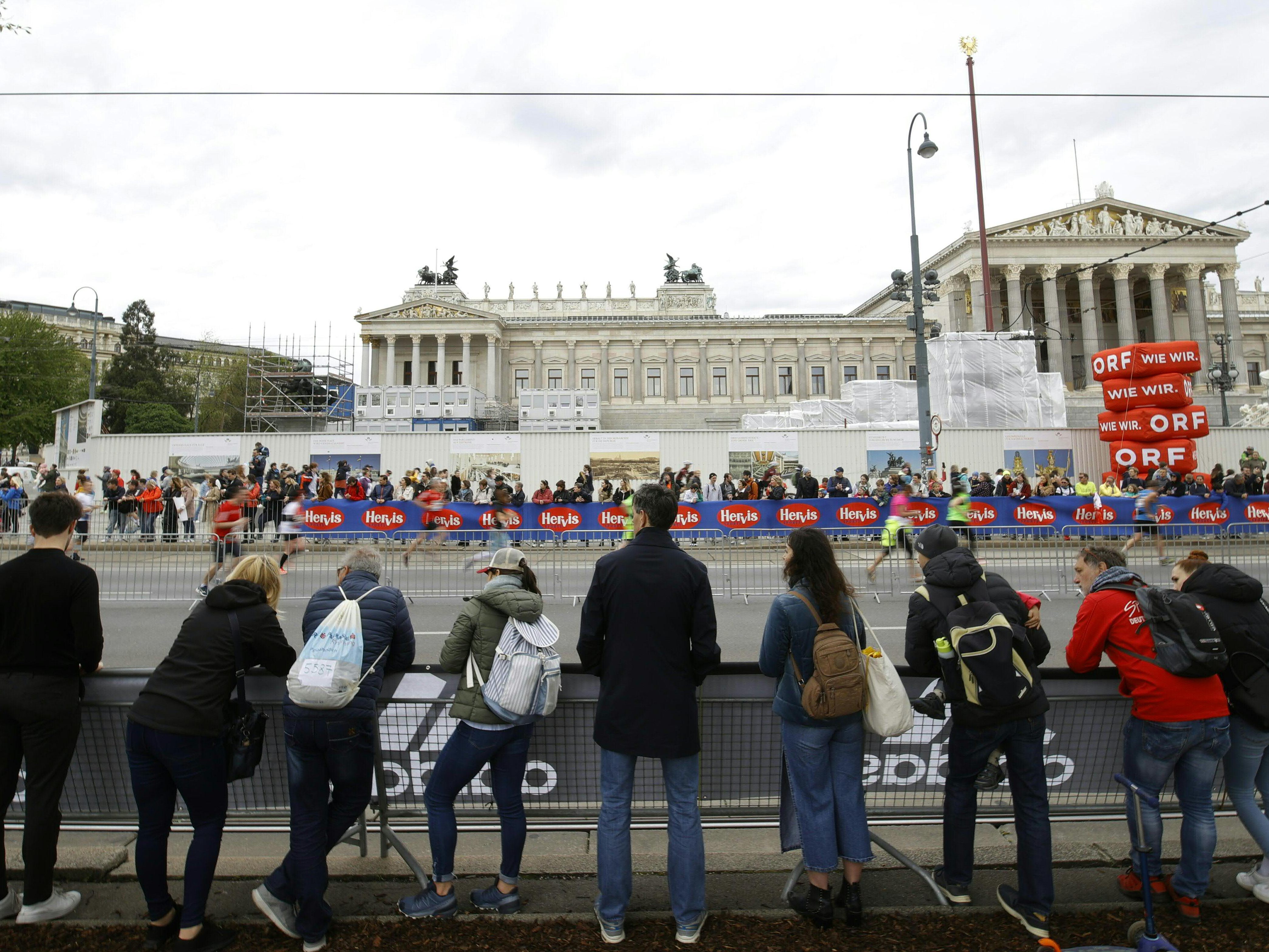 Auch die Einsatzkräfte sind beim Vienna City Marathon gefordert. Auch die Einsatzkräfte sind beim Vienna City Marathon gefordert.