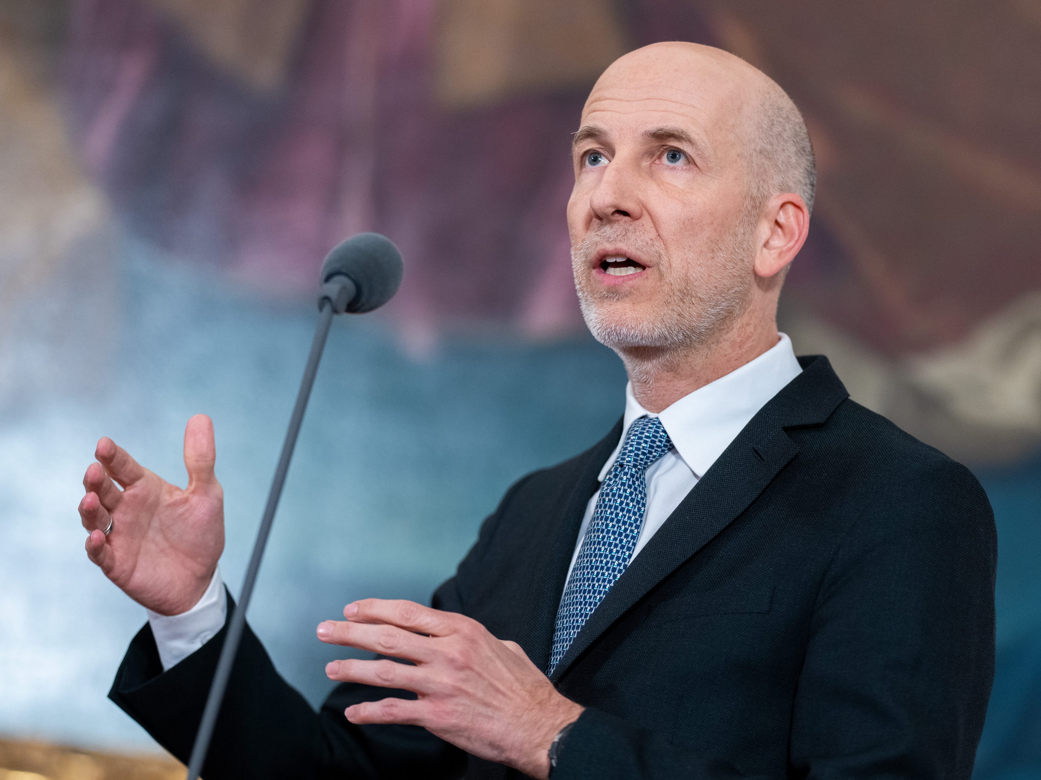 Arbeitsminister Martin Kocher (ÖVP) hat am Dienstag seinen Vorstoß zur Steuerbefreiung von Überstunden nicht konkretisiert.