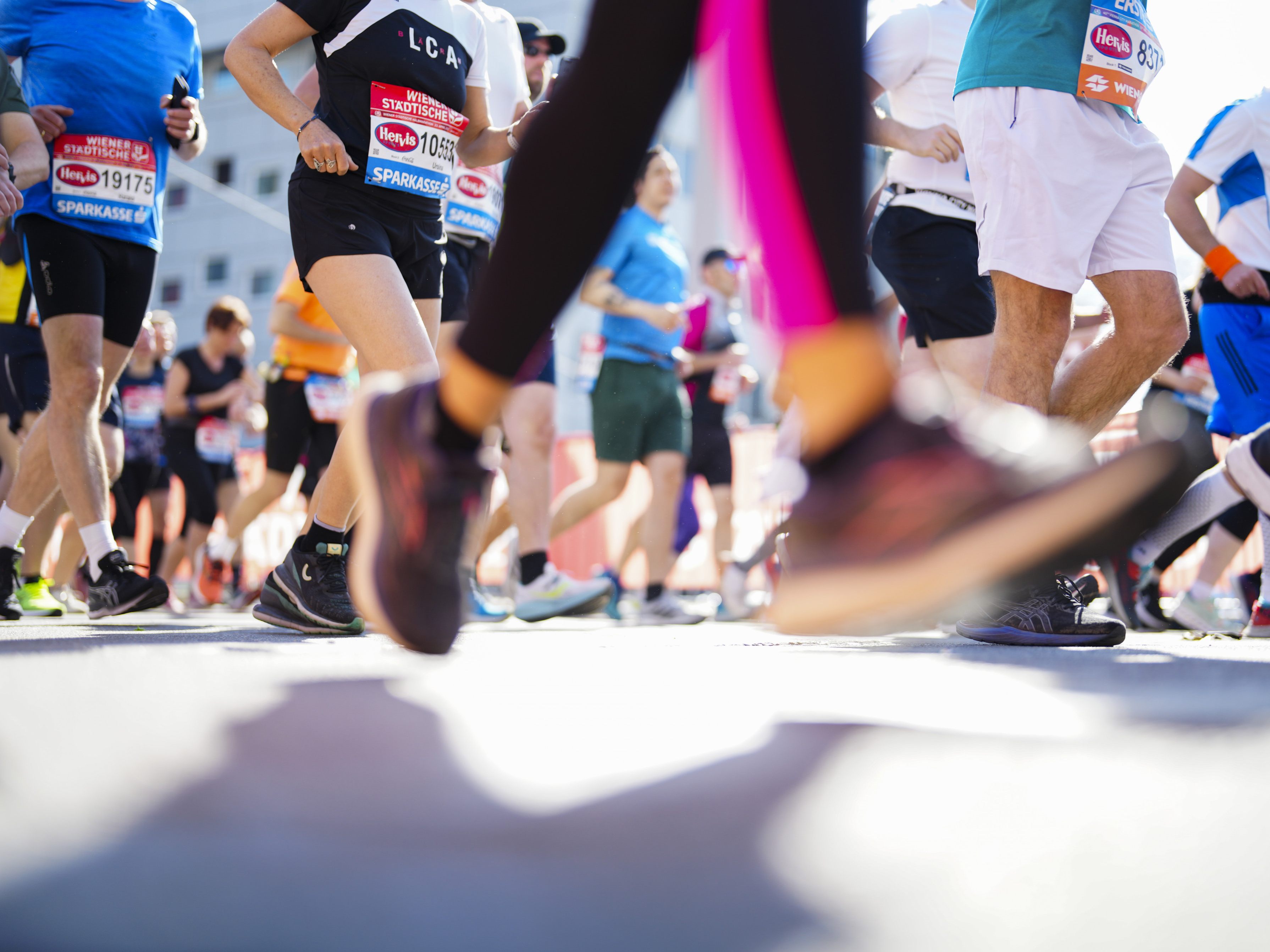 Ein vermisster 7-Jähriger lief 7 Kilometer beim Vienna City Marathon mit.