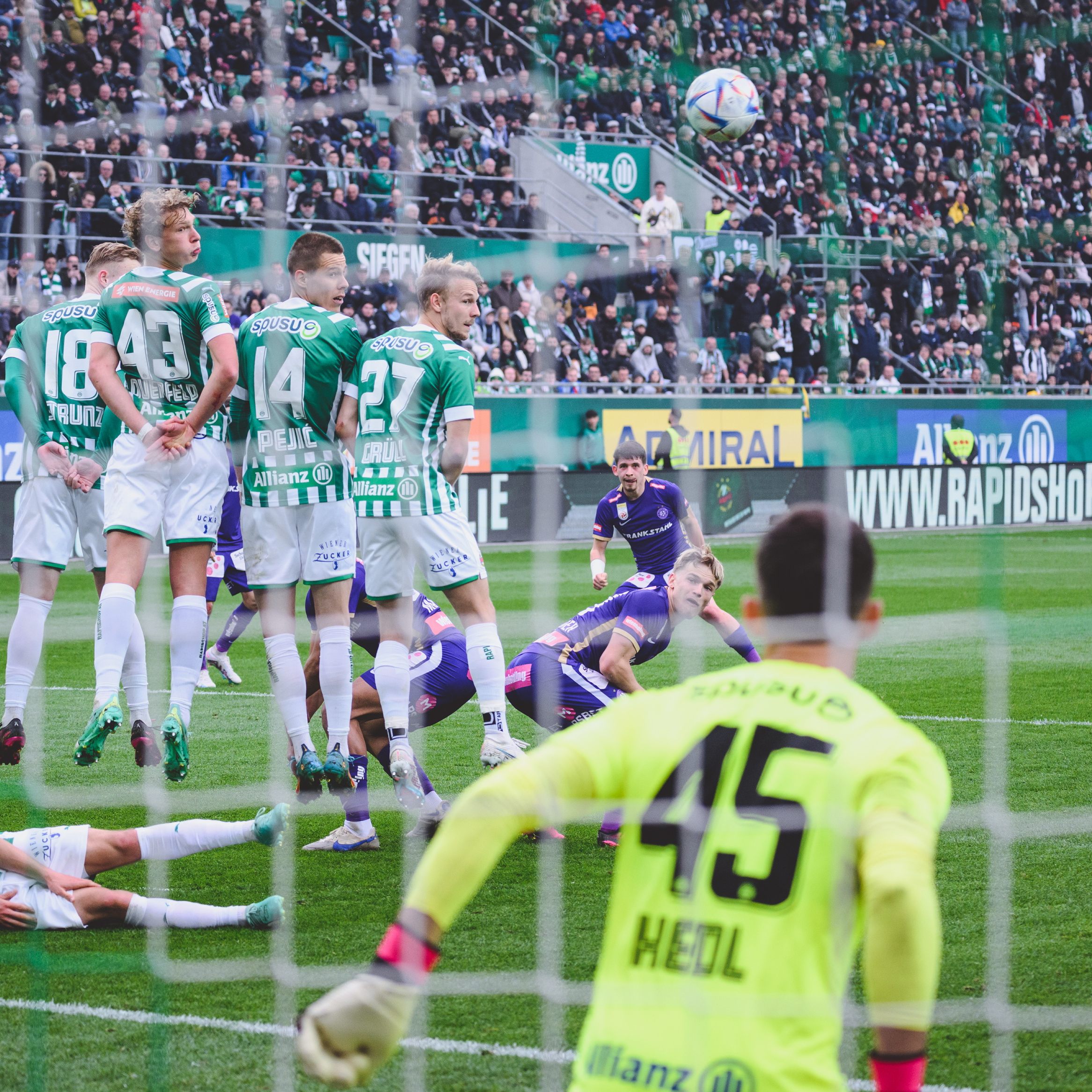 Rapid Wien und Austria Wien trafen am Sonntag aufeinander. Hier gibt es Stimmen zum Spiel.