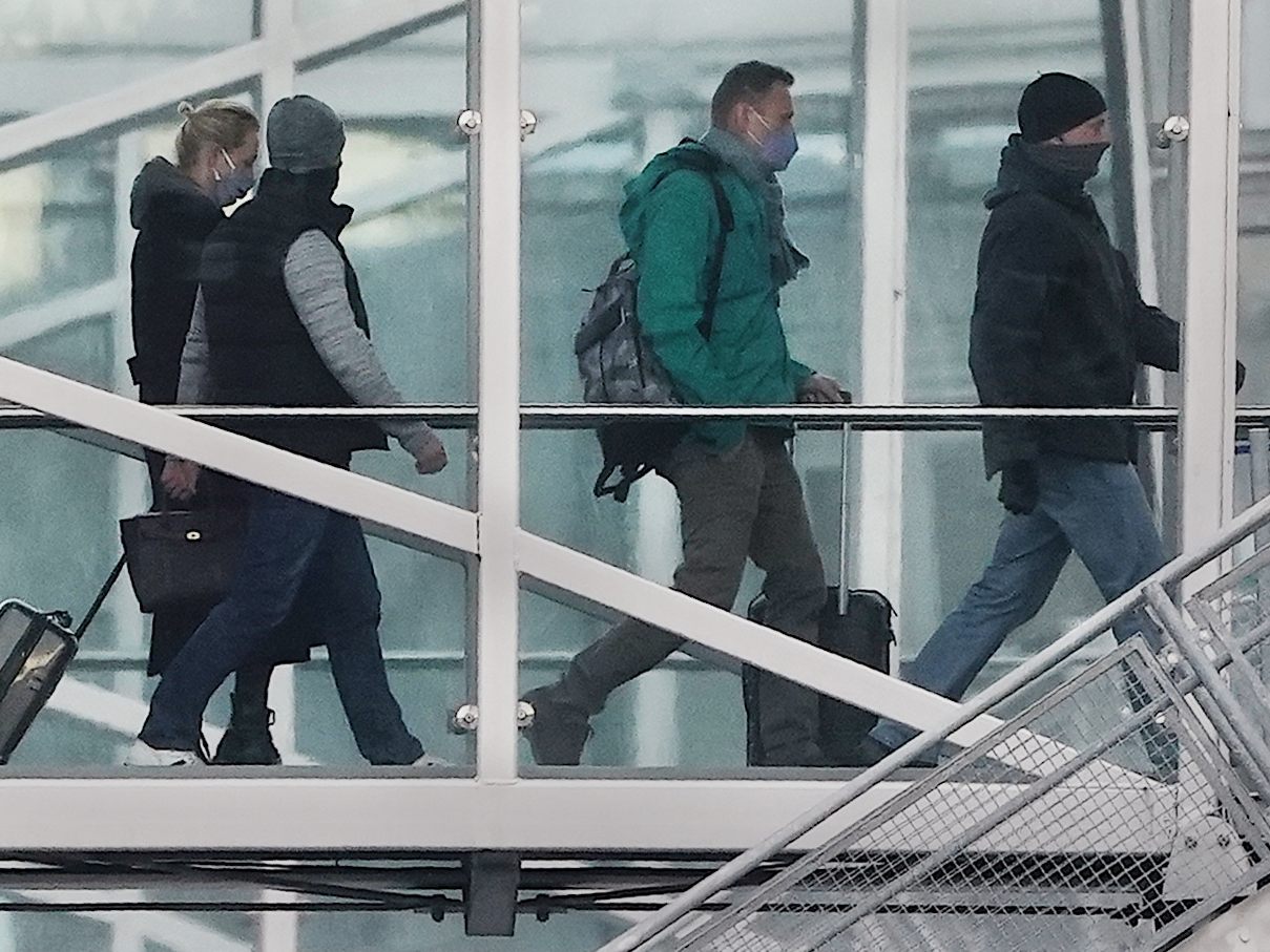 Das Team um inhaftierten Kremlkritiker Alexej Nawalny sieht beim Mord an dem russischen Militärblogger Tartarski den russischen Geheimdienst involviert. Das Team um inhaftierten Kremlkritiker Alexej Nawalny sieht beim Mord an dem russischen Militärblogger Tartarski den russischen Geheimdienst involviert.