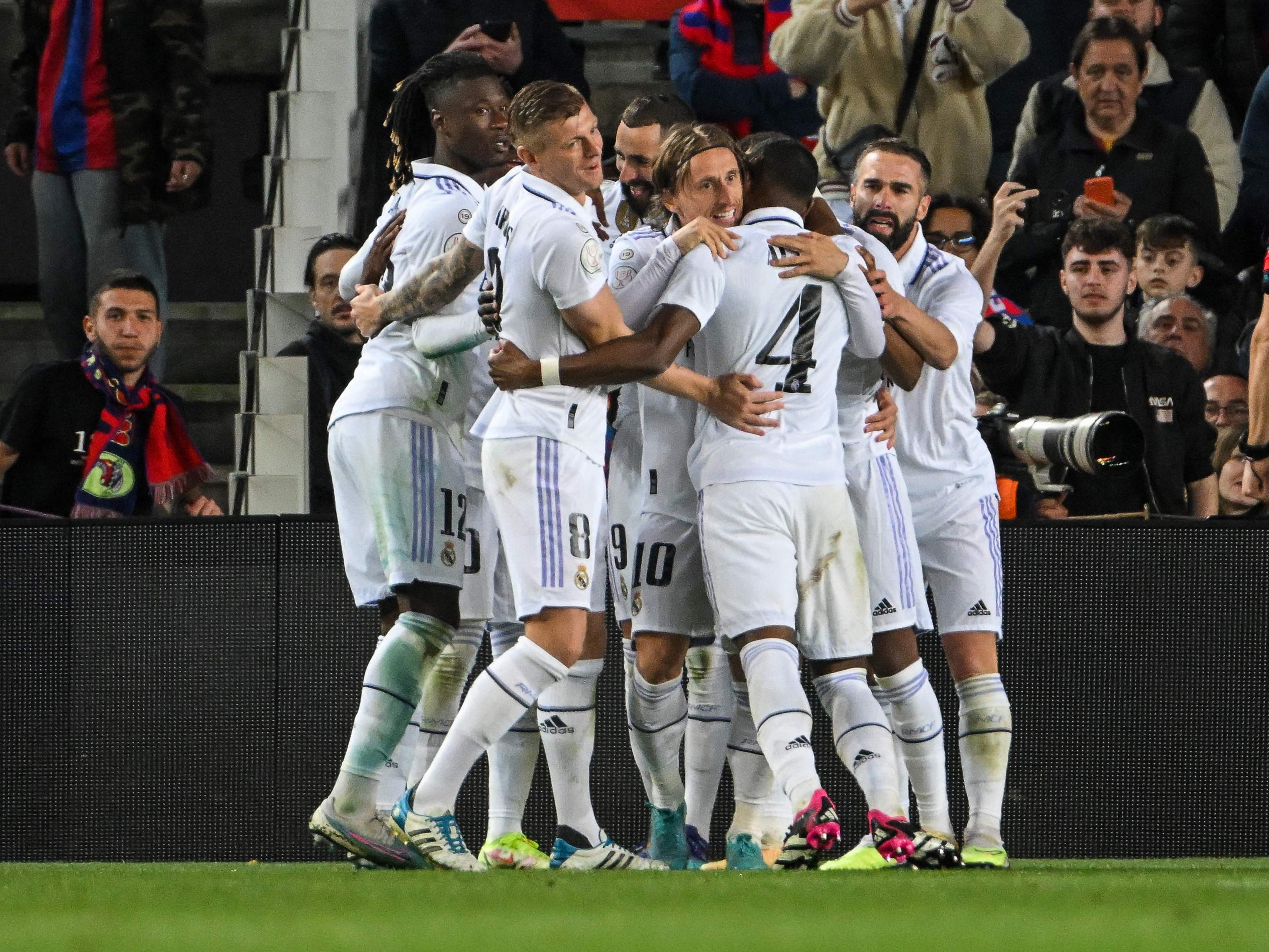 Real Madrid steht dank großer Effizienz im spanischen Cup-Finale. Real Madrid steht dank großer Effizienz im spanischen Cup-Finale.