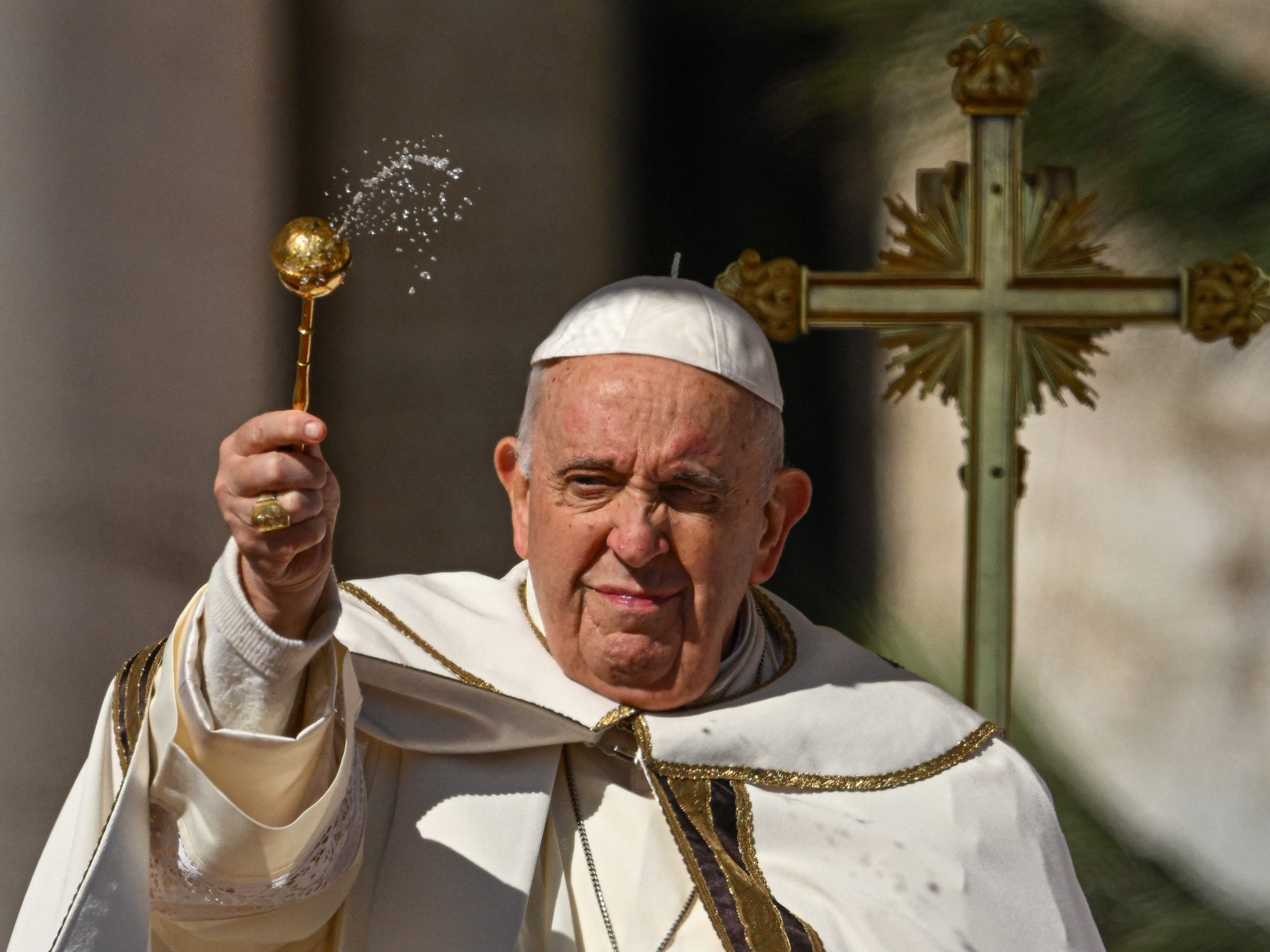 Papst Franziskus spendete seinen Segen "Urbi et Orbi".