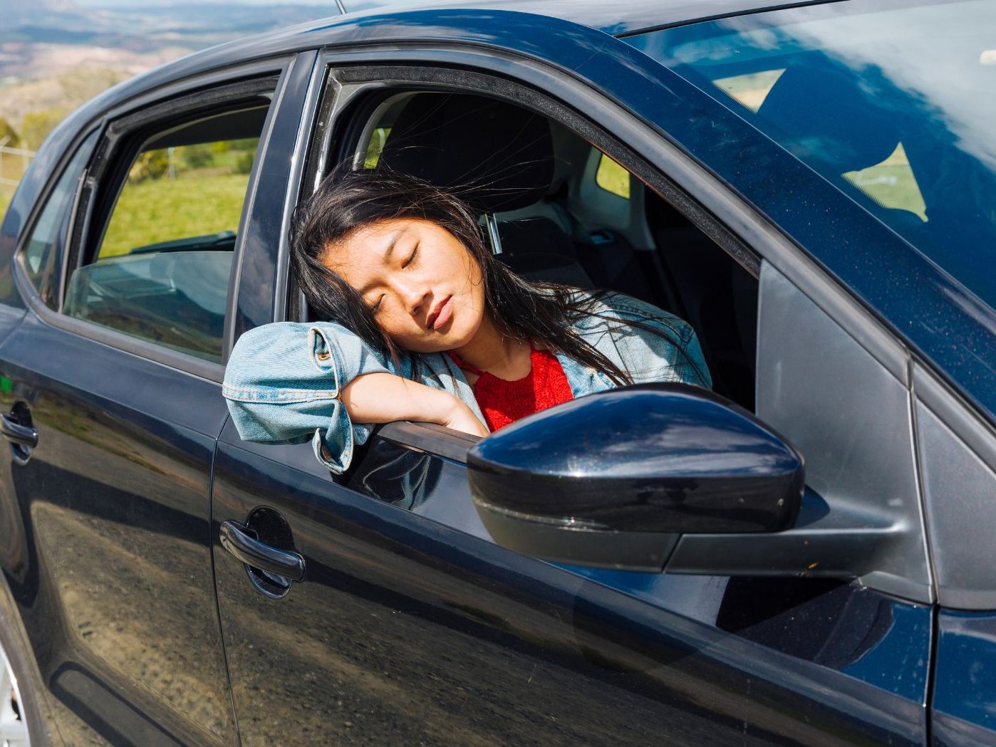 Warum schlafende Beifahrer im Auto eine Gefahr sind - Vienna Online -  Lifestyle - VIENNA 