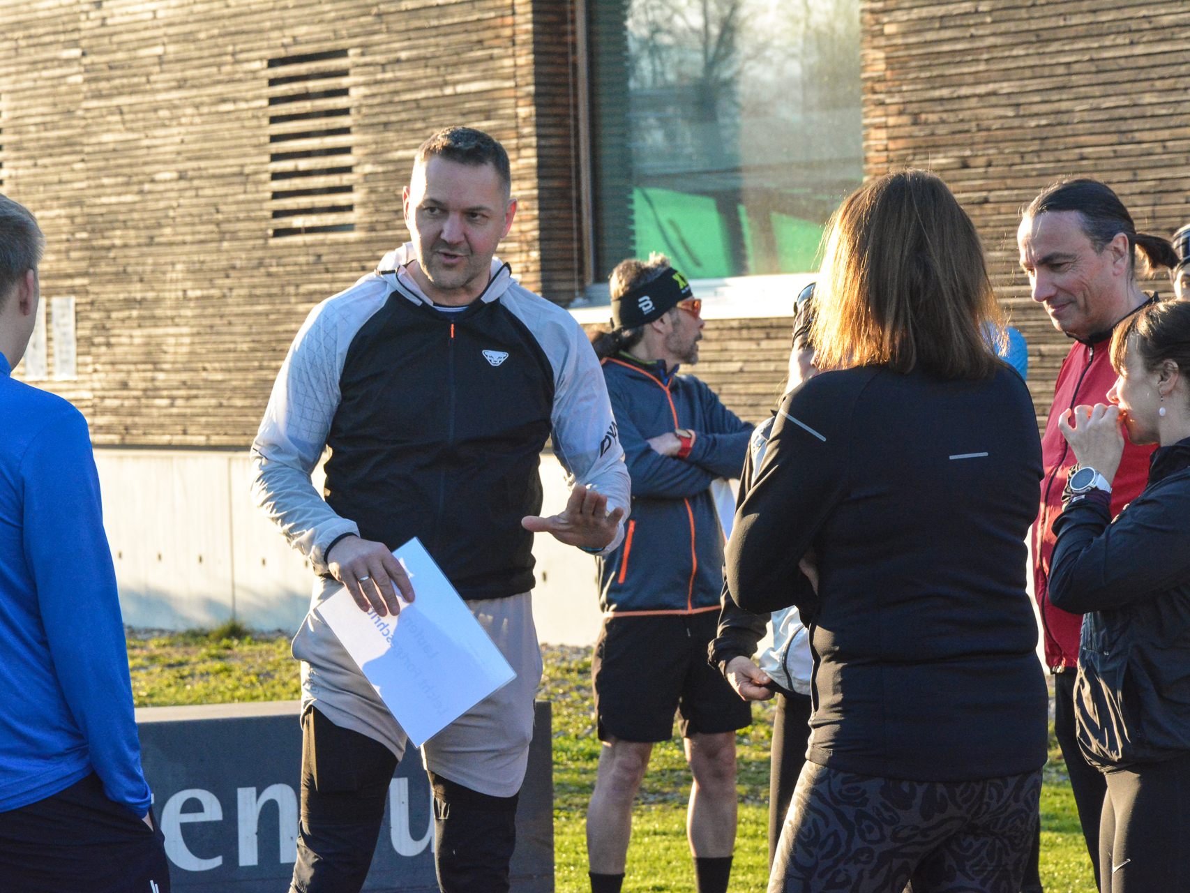 In Lustenau kommen die Bewegungstreffs von Vorarlberg bewegt gut an. Rund 30 Personen kommen jede Woche zum gemeinsamen Training. In Lustenau kommen die Bewegungstreffs von Vorarlberg bewegt gut an. Rund 30 Personen kommen jede Woche zum gemeinsamen Training.