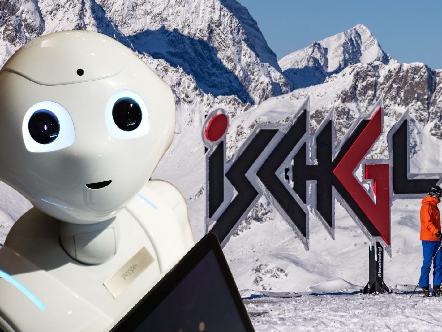 Ein Roboter als Ski-Lehrer? Die neuen verrückten Pläne des Ischgl-Hoteliers. Ein Roboter als Ski-Lehrer? Die neuen verrückten Pläne des Ischgl-Hoteliers.