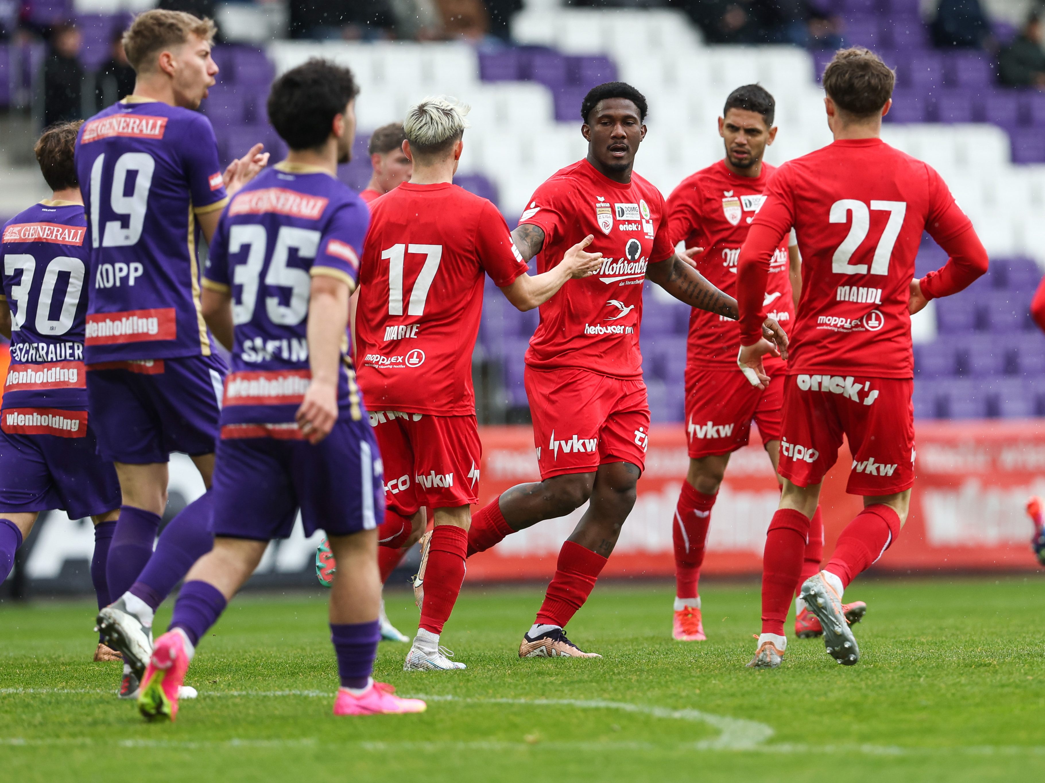 Balotelli (m.) erzielte den ersten Treffer der Dornbirner.