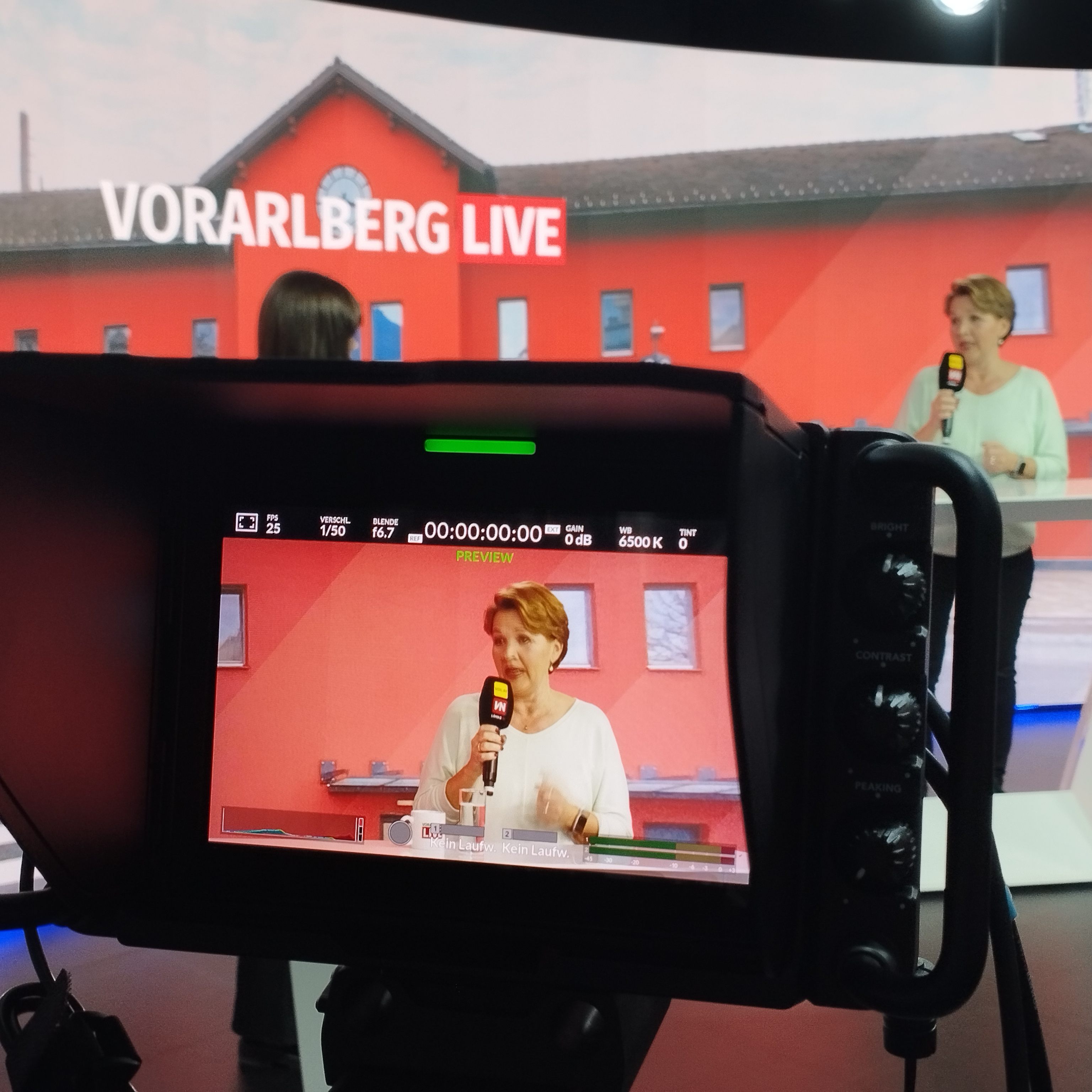 Bürgermeisterin Andrea Kaufmann sprach in "Vorarlberg LIVE" über die Situation am Bahnhof.