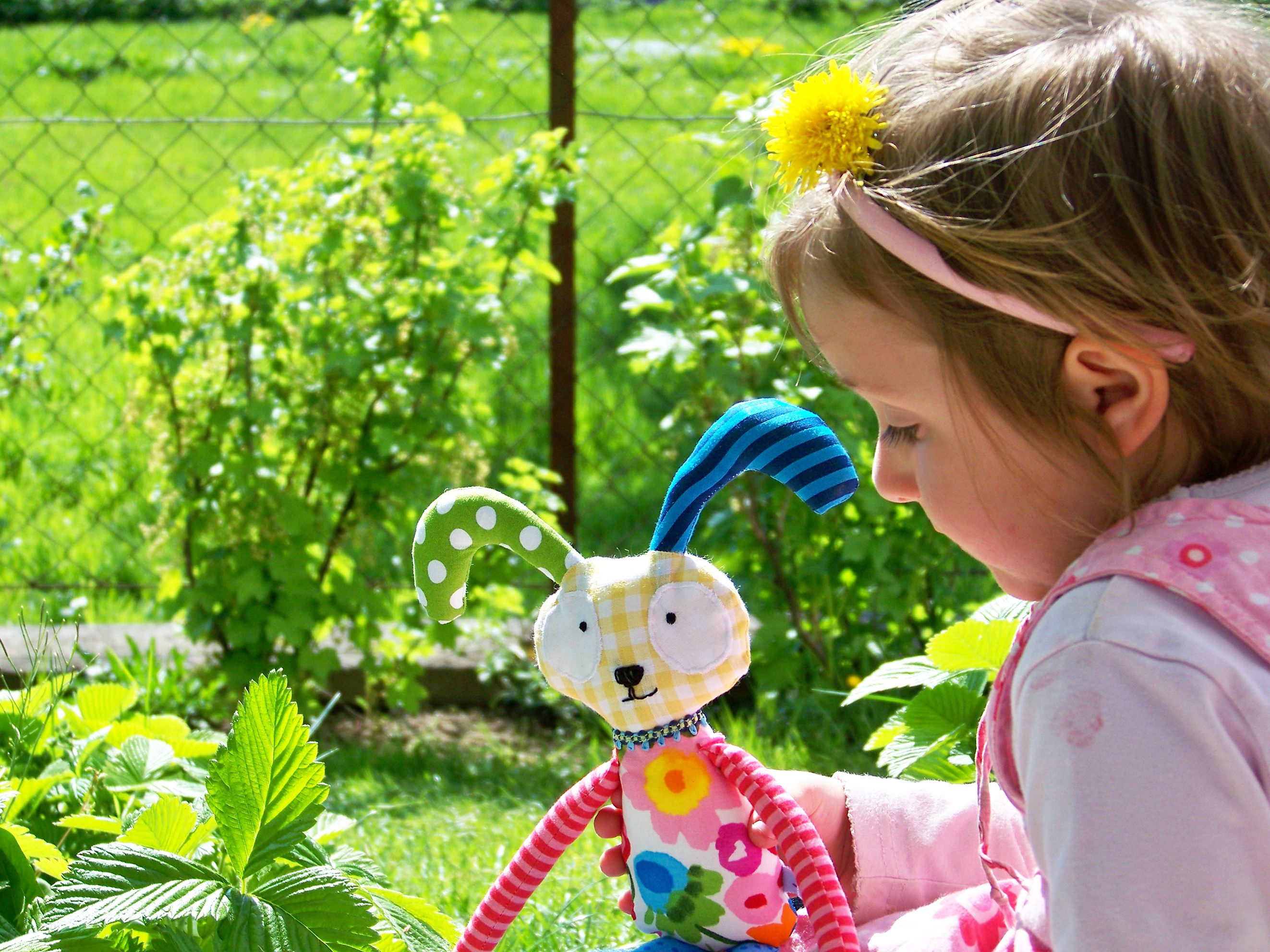 Kindern Zeit schenken und Familien entlasten: Zwei bis drei Stunden pro Woche sind gefragt. Kindern Zeit schenken und Familien entlasten: Zwei bis drei Stunden pro Woche sind gefragt.