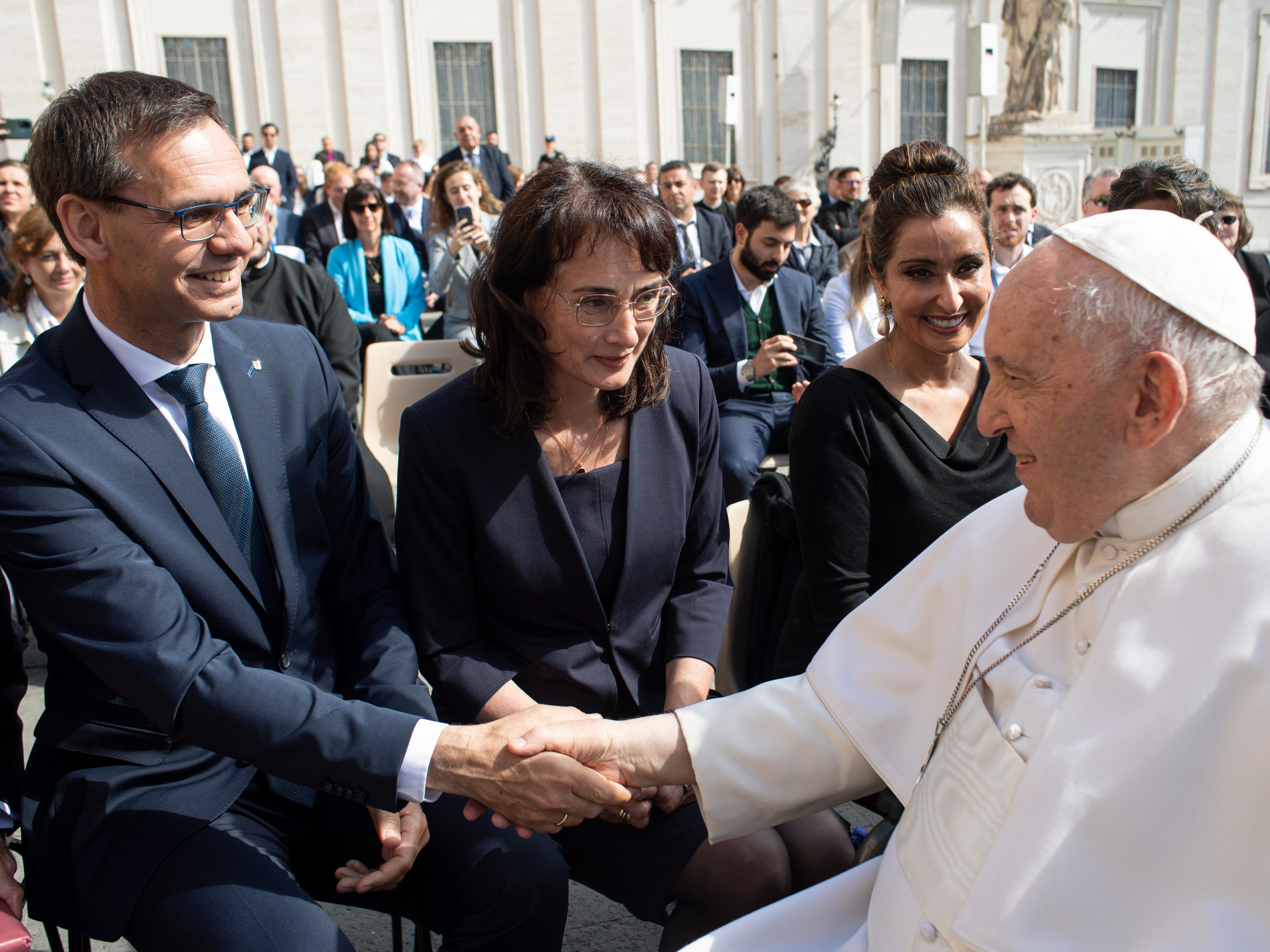 LH Wallner bei Papst-Audienz in Rom.