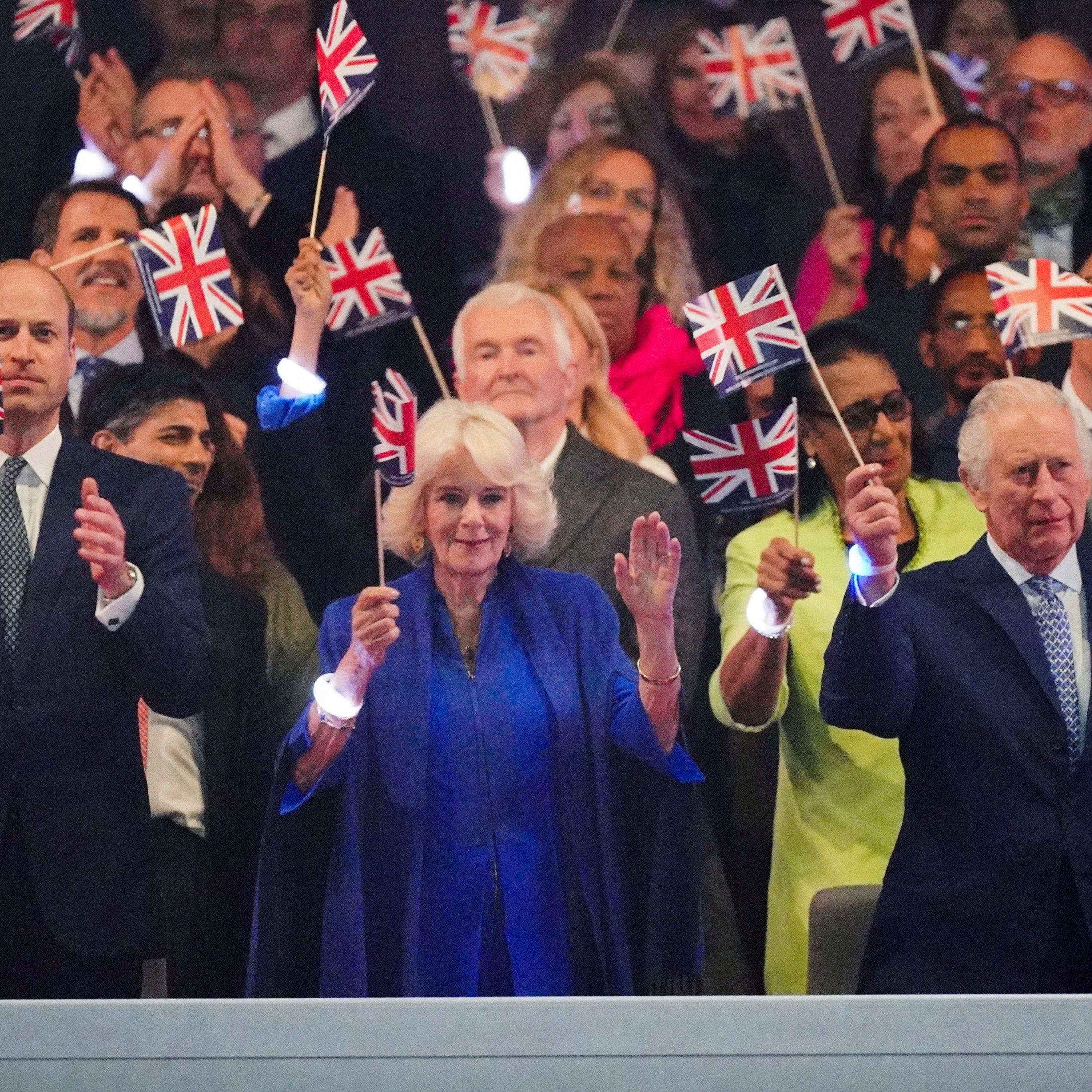 20.000 Fans waren beim Krönungskonzert auf Schloss Windsor dabei.