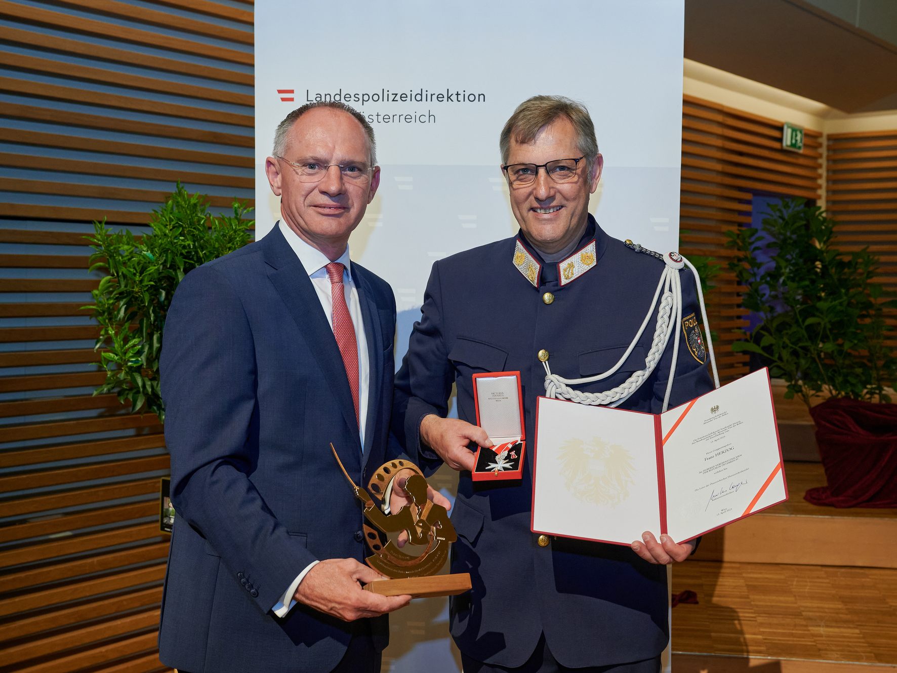Kapellmeister Franz Herzog in NÖ leitete sein letztes Frühjahrskonzert. Kapellmeister Franz Herzog in NÖ leitete sein letztes Frühjahrskonzert.