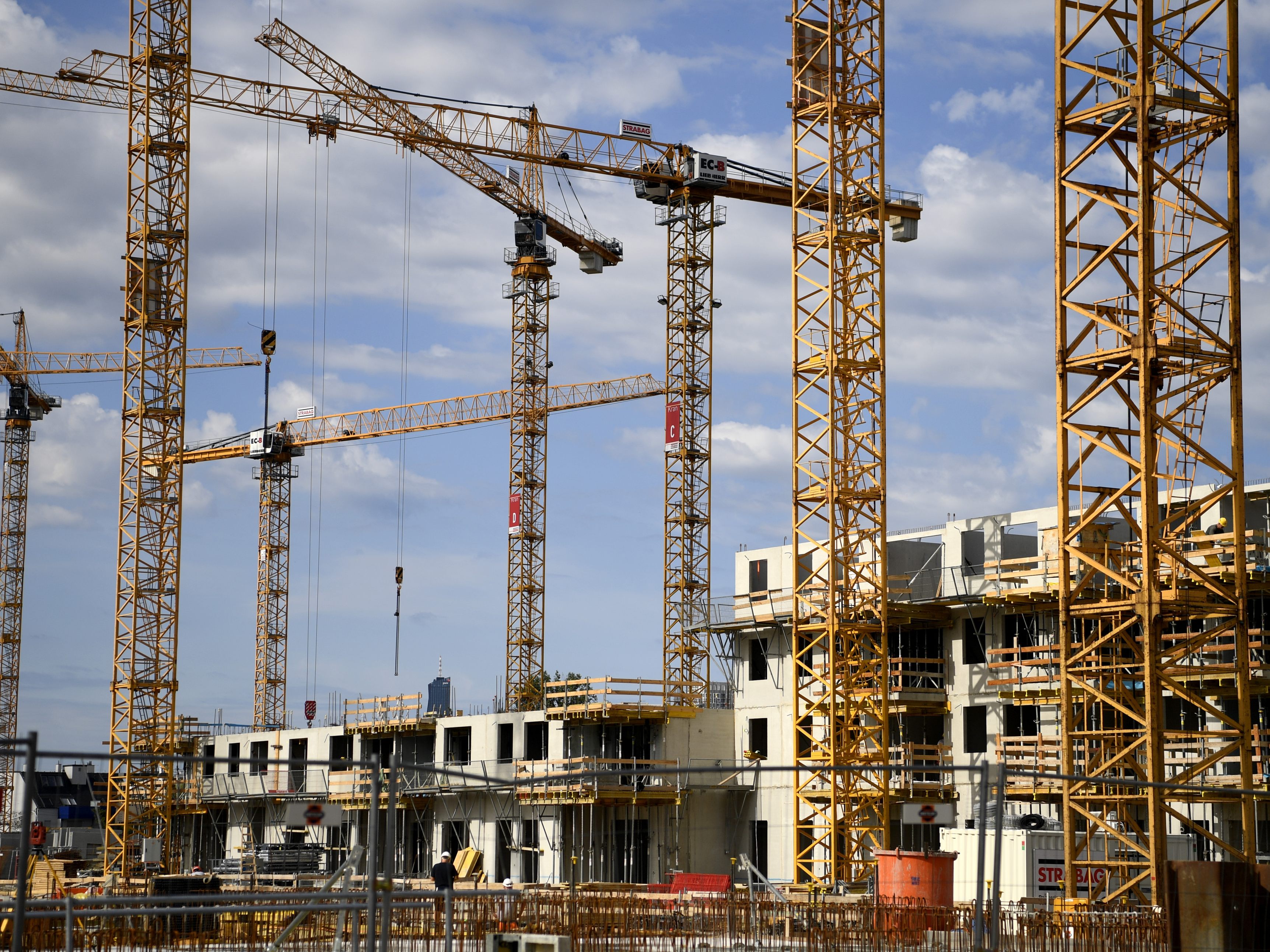 Eine Schwerpunktaktion am Bau führte zu Anzeigen. Eine Schwerpunktaktion am Bau führte zu Anzeigen.
