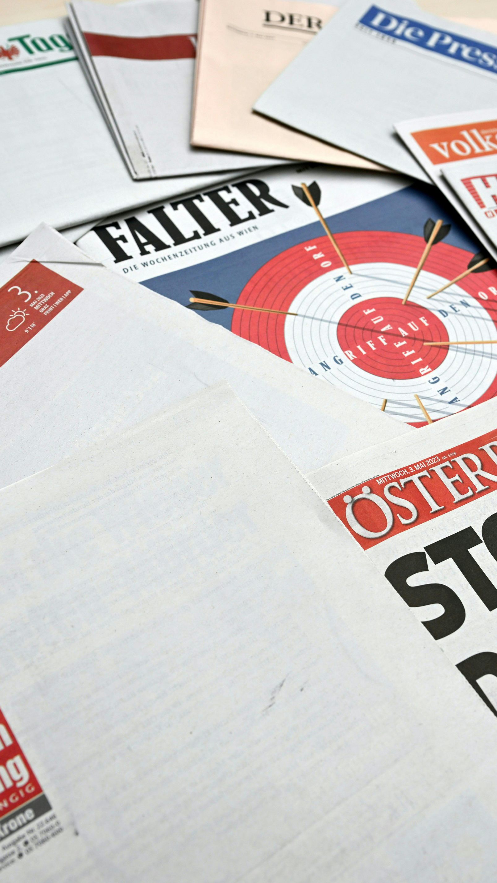 Die Titelseiten der Printmedien bleiben am heutigen "Tag der Pressefreiheit" aus Protest meist leer.