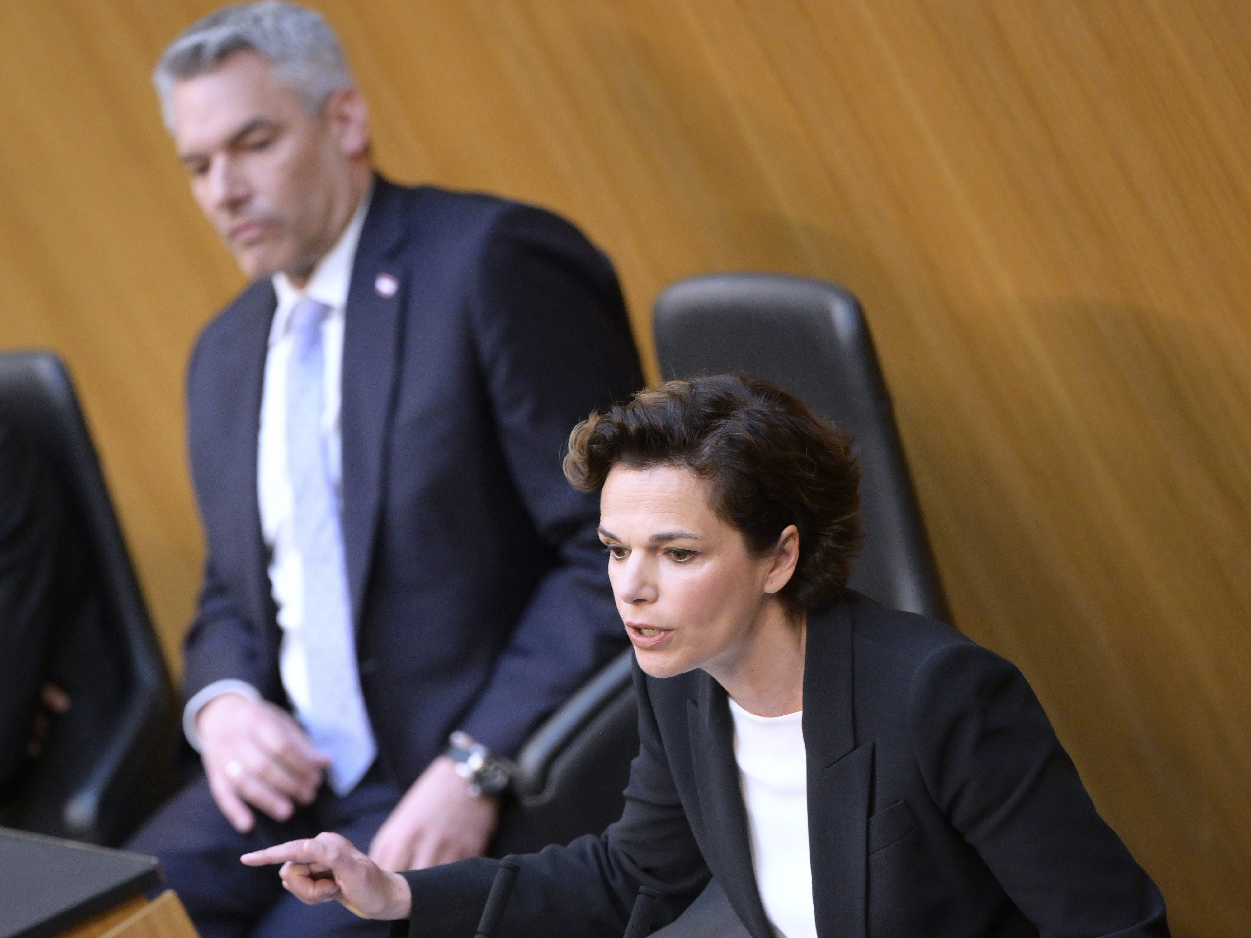 SPÖ-Chefin Rendi-Wagner rechnete im Nationalrat mit der Regierung ab. SPÖ-Chefin Rendi-Wagner rechnete im Nationalrat mit der Regierung ab.
