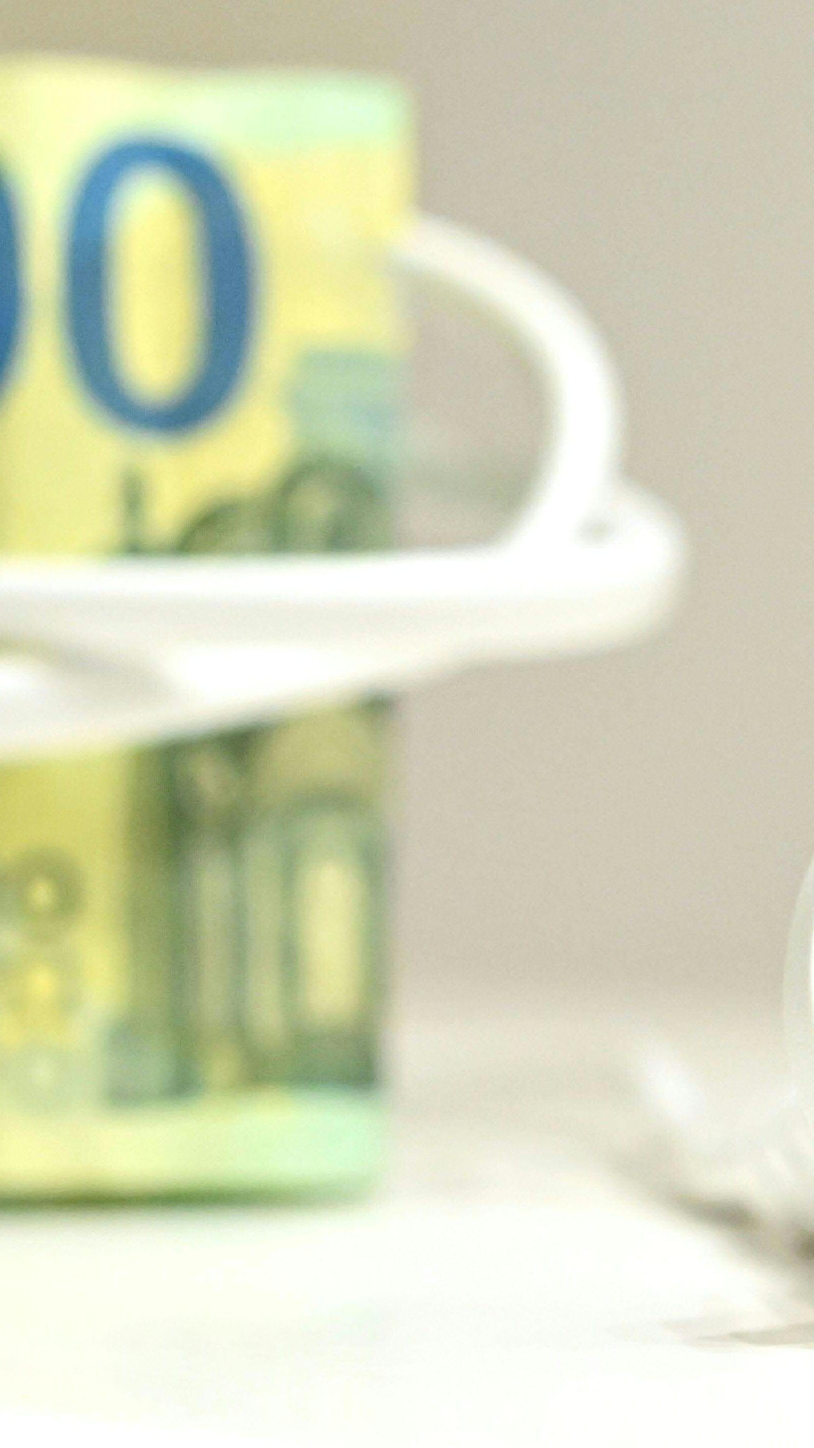 Strompreise im Großhandel sinken im Juni.