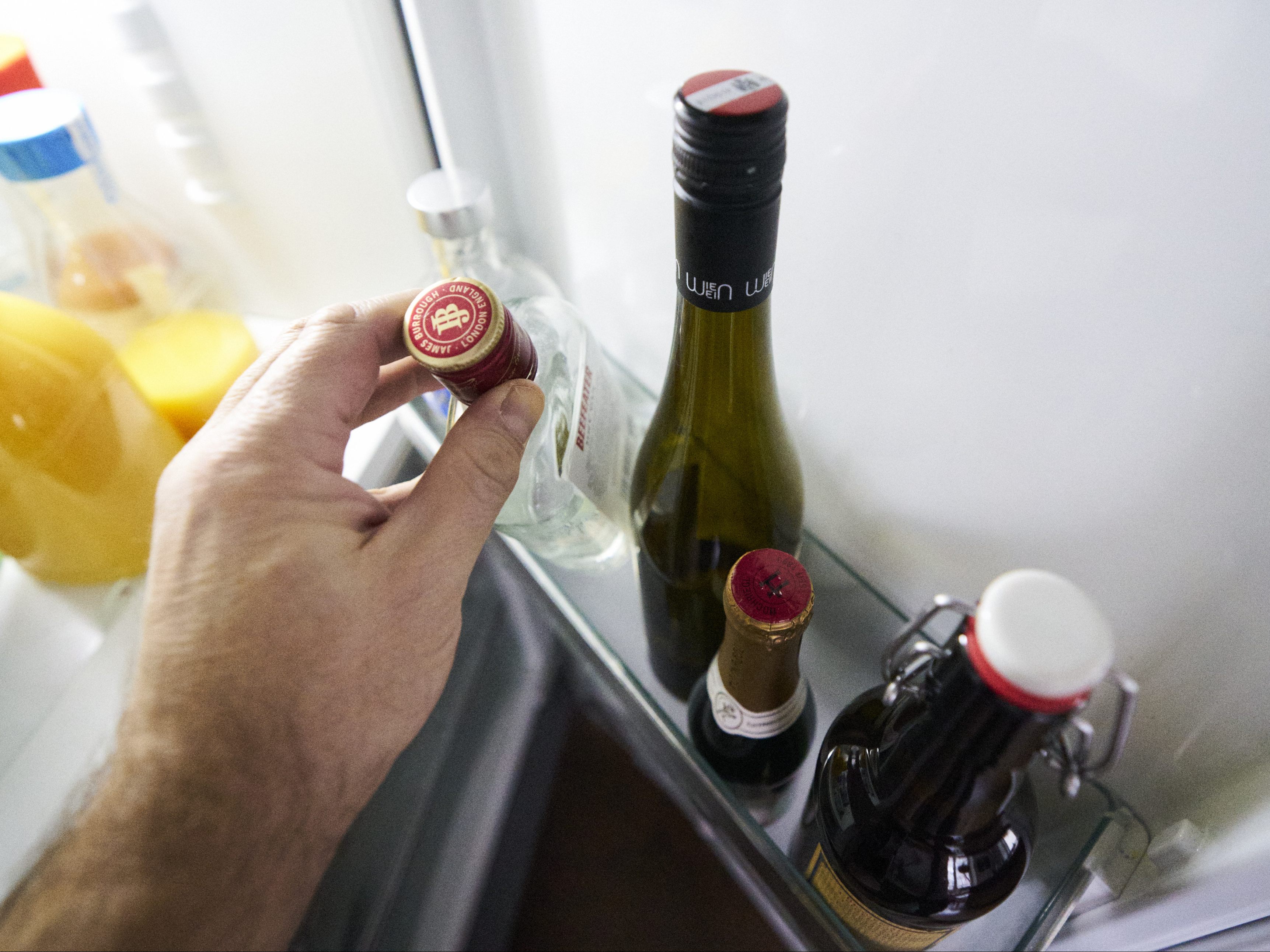 Rund eine Million Österreicher leiden unter einem Alkoholproblem.