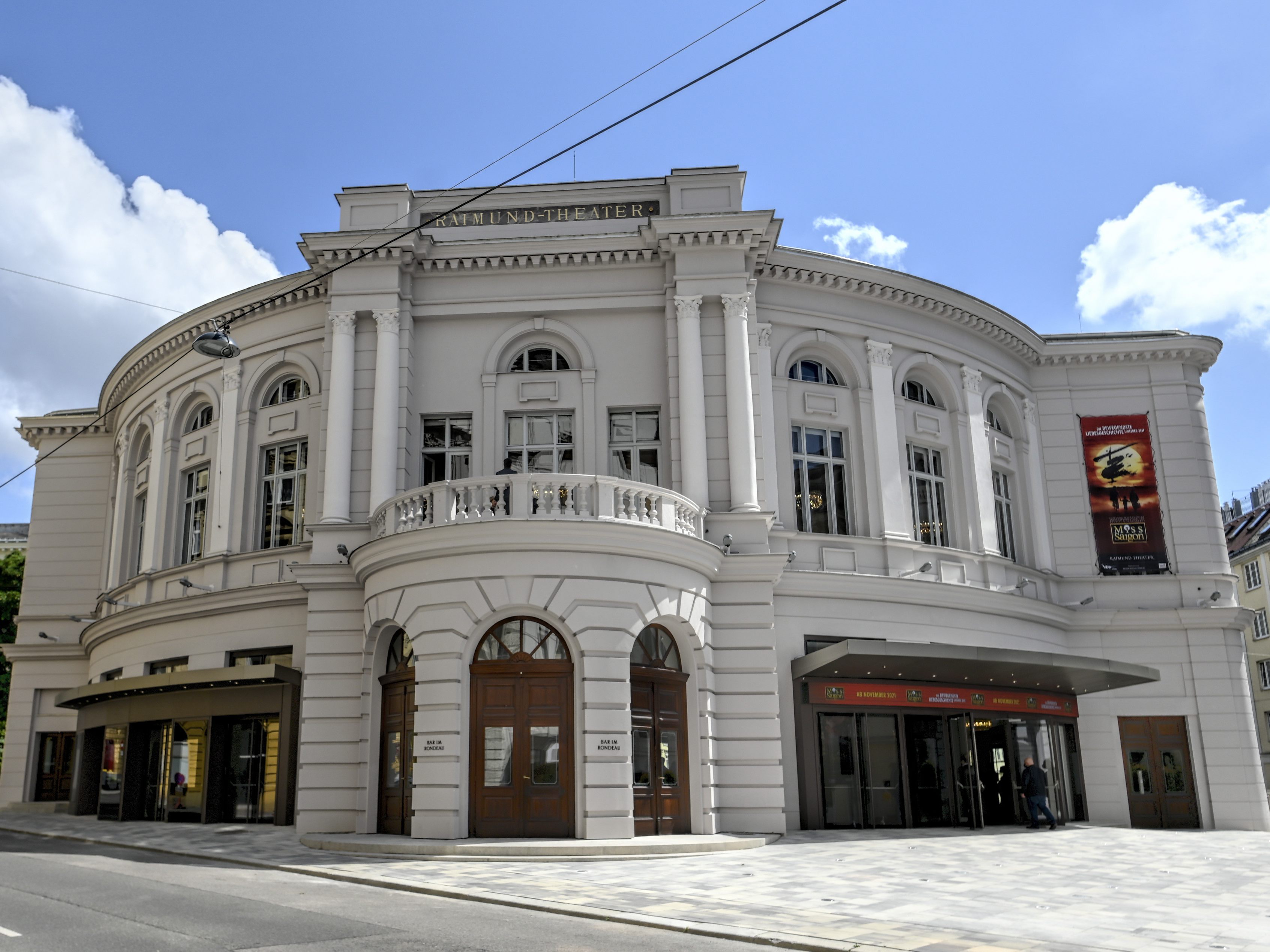 "Das Phantom der Oper" kehrt als Neuproduktion ins Raimund Theater zurück. "Das Phantom der Oper" kehrt als Neuproduktion ins Raimund Theater zurück.
