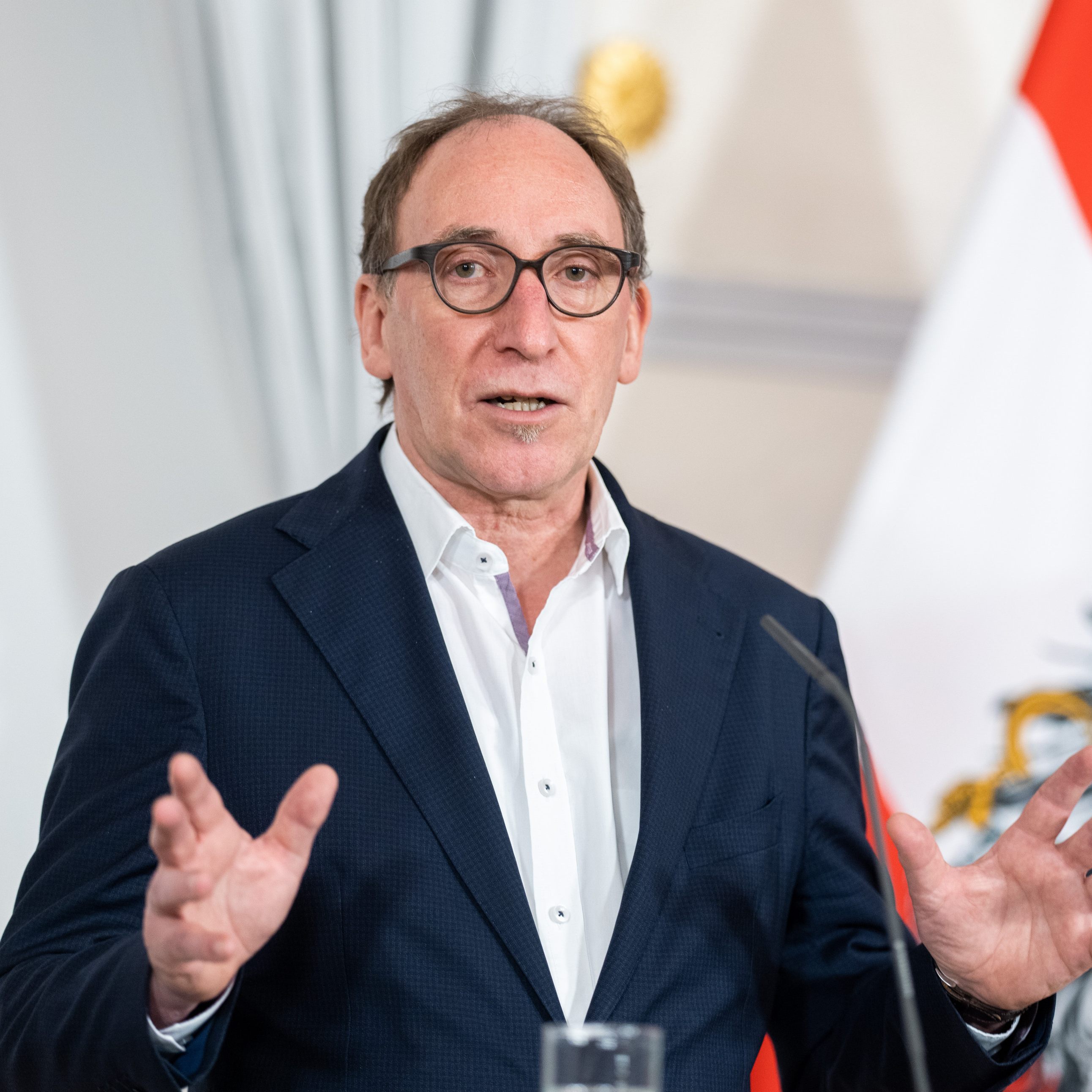 Sozialminister Johannes Rauch (Grüne) machte am 1. Mai auf "Armut trotz Arbeit" aufmerksam.