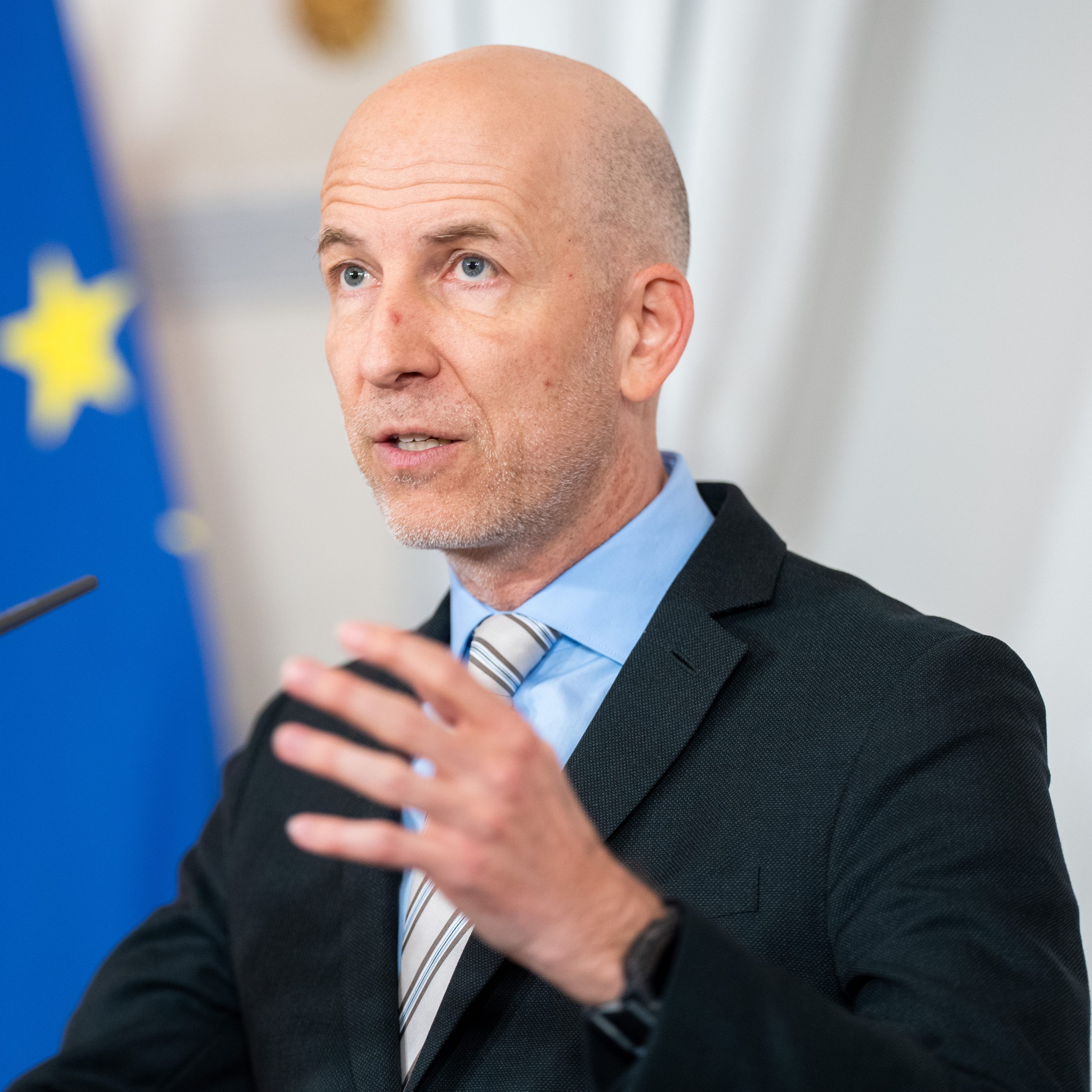 Laut Minister Kocher ist der Zeitplan für den Lebensmittel-Preisrechner noch offen.